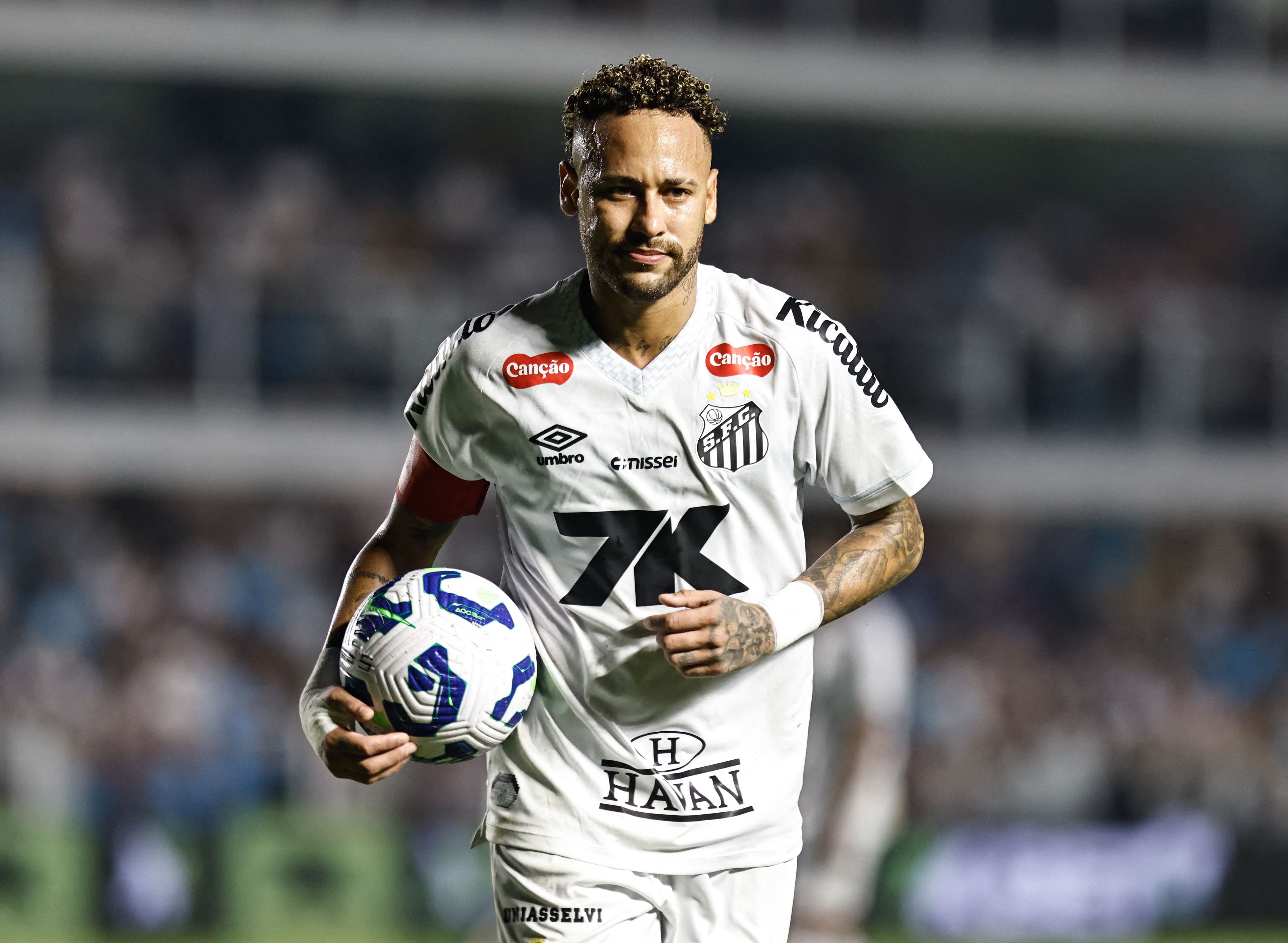 3840x2810 Renewal Confirmed: Neymar Jr. Will Remain at Santos Until 2026 and Has World Cup in His Sights