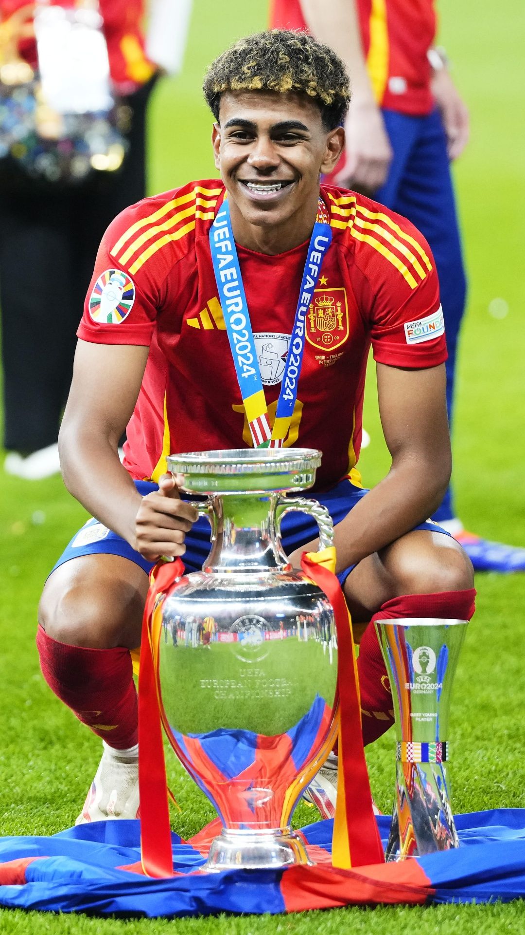 1080x1920 Best Lamine Yamal Wallpaper [ HQ ]