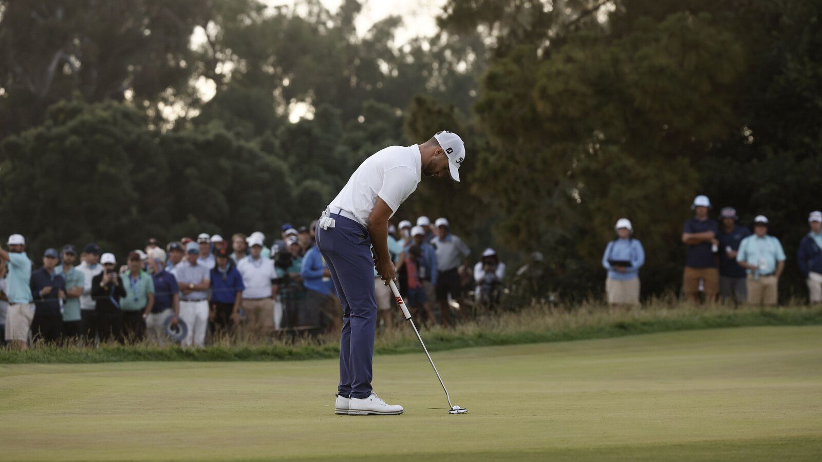 1600x900 It's Sunday at the U.S. Open, and the Leaders Are Tied