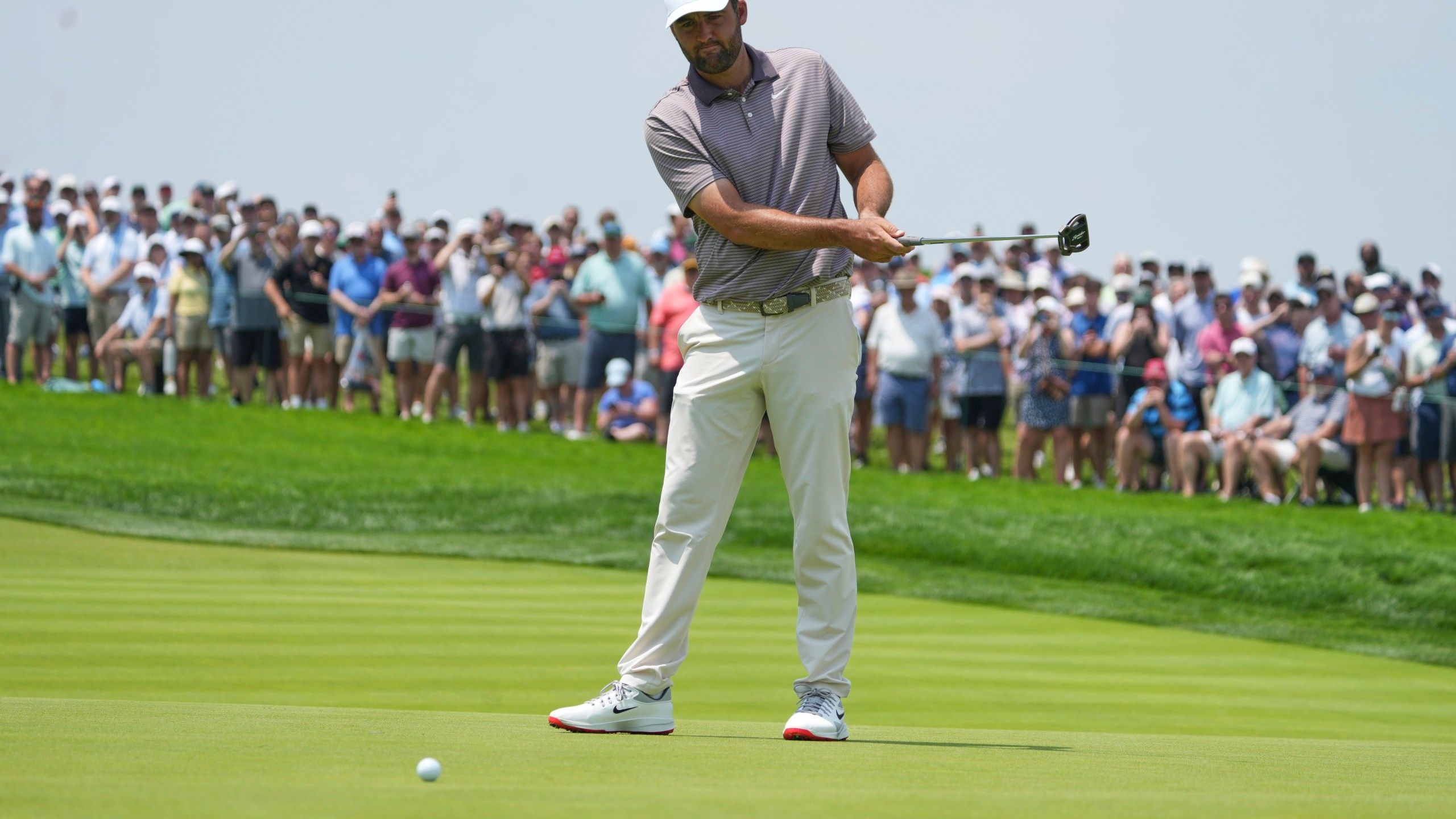 2560x1440 J.J. Spaun leads U.S. Open at Oakmont on a wild day of great shots and shockers