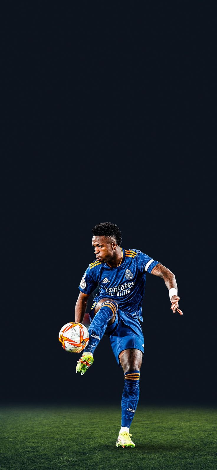 736x1593 Vinícius Jr Wallpaper