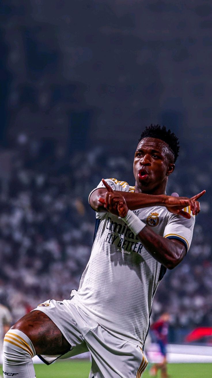 736x1308 Vinicius Jr 2024 Wallpaper