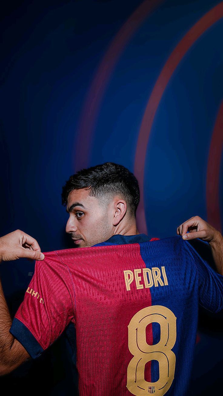 736x1308 Pedri 2025 Wallpaper