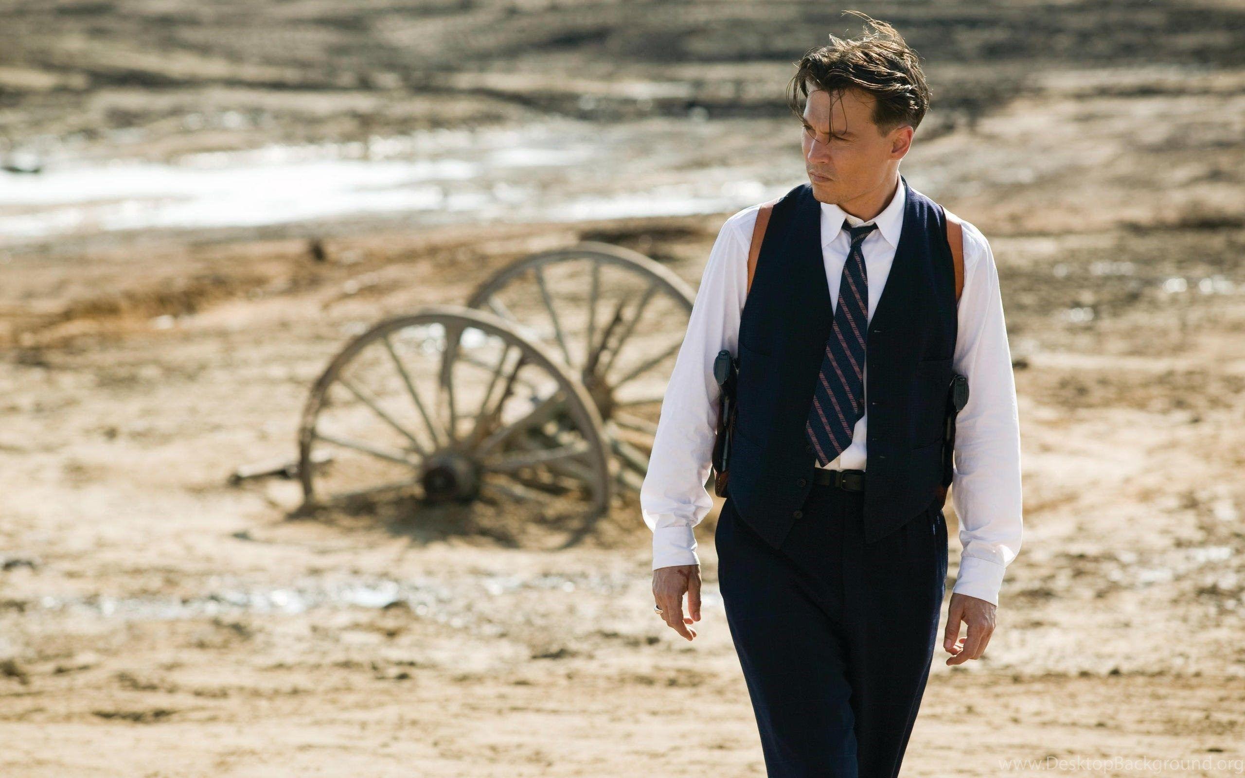 2560x1600 Wallpaper Cameron Diaz Johnny Depp Actor Public Enemies Celebrity