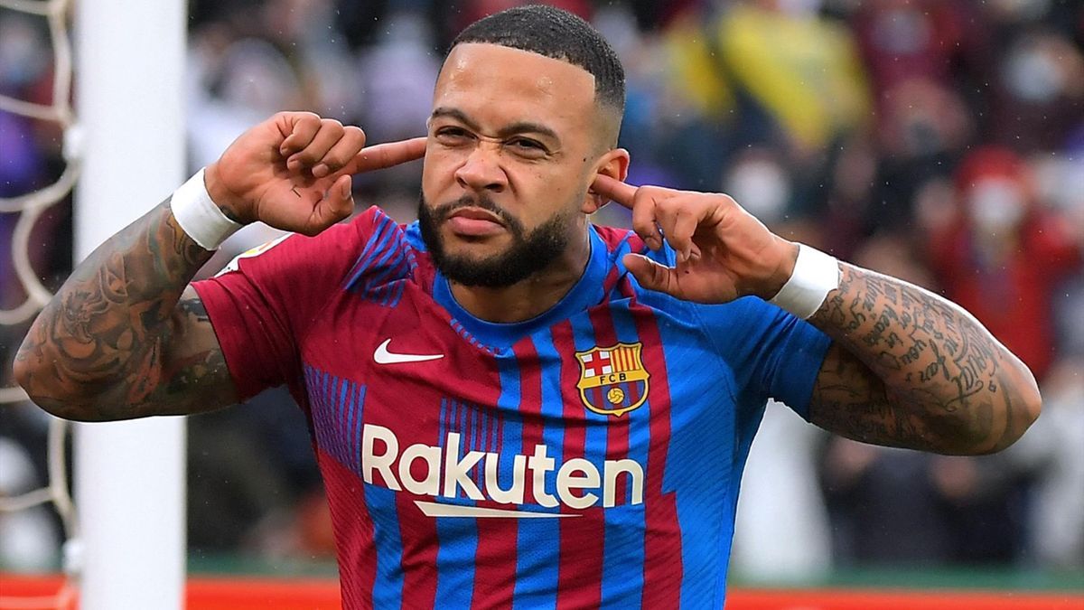 1200x675 Elche 1 Barcelona 2: Last Gasp Memphis Depay Penalty Secures Comeback For Barcelona At Elche