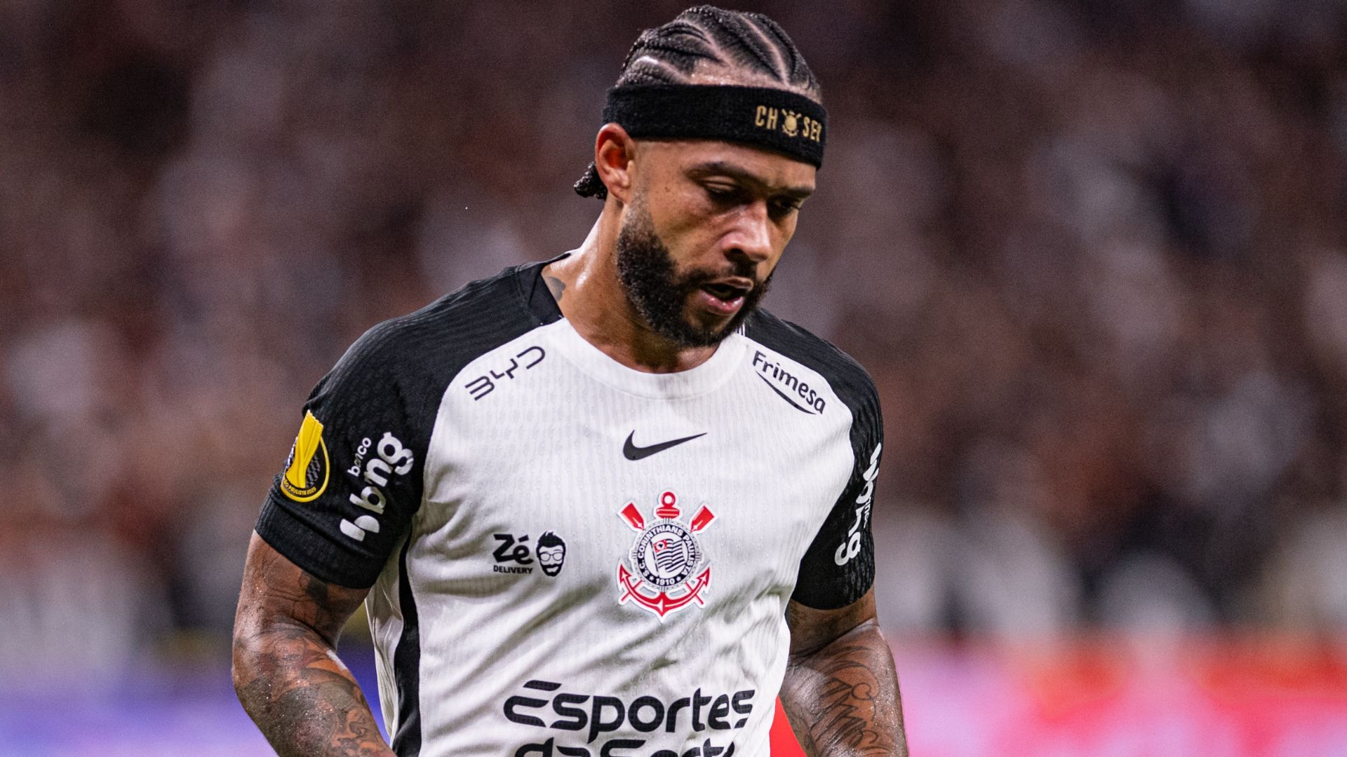 1920x1080 Memphis Depay lamenta pênalti perdido e pede desculpas à torcida do Corinthians