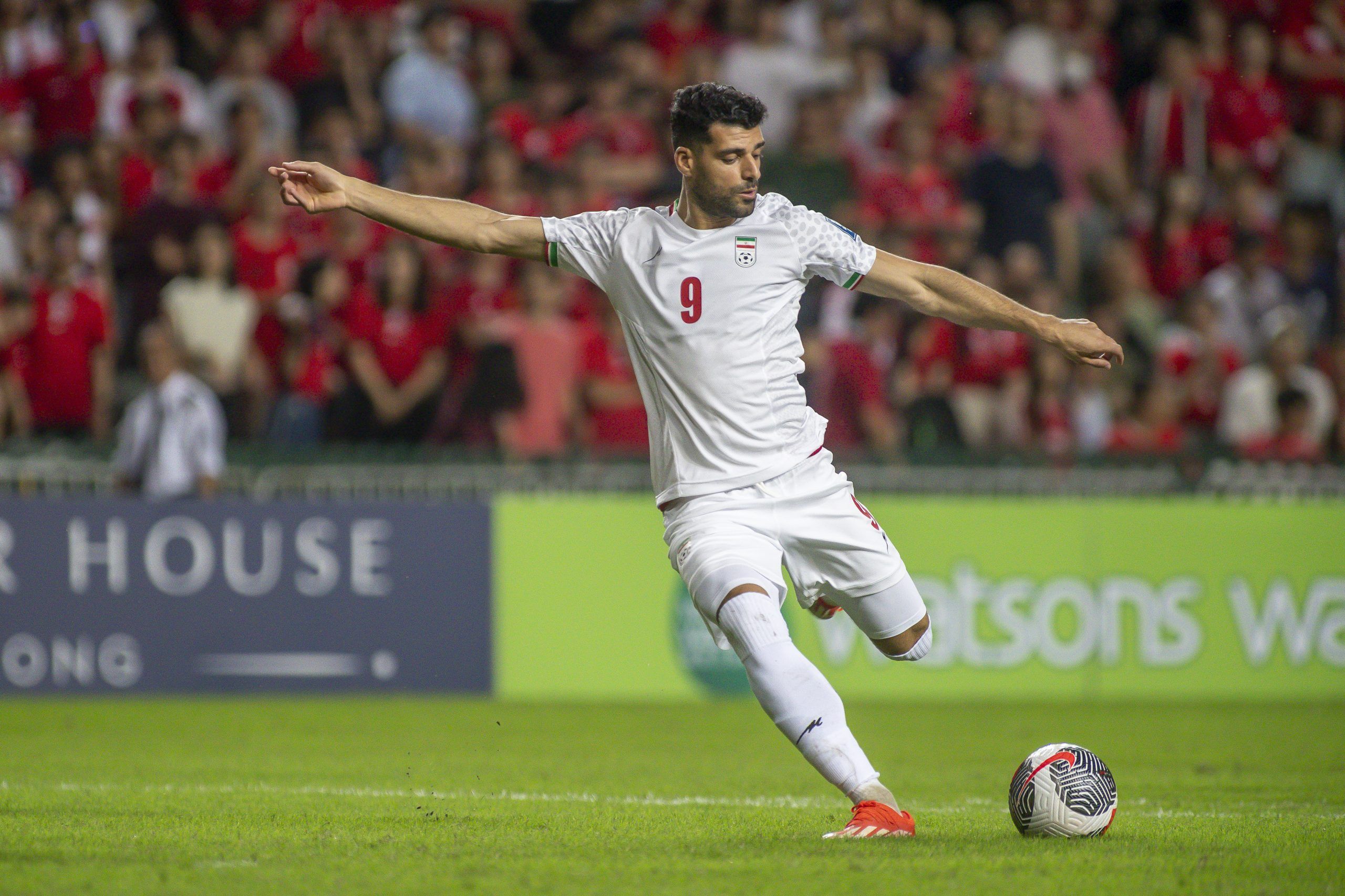2560x1706 Mehdi Taremi News, Rumors, & Updates