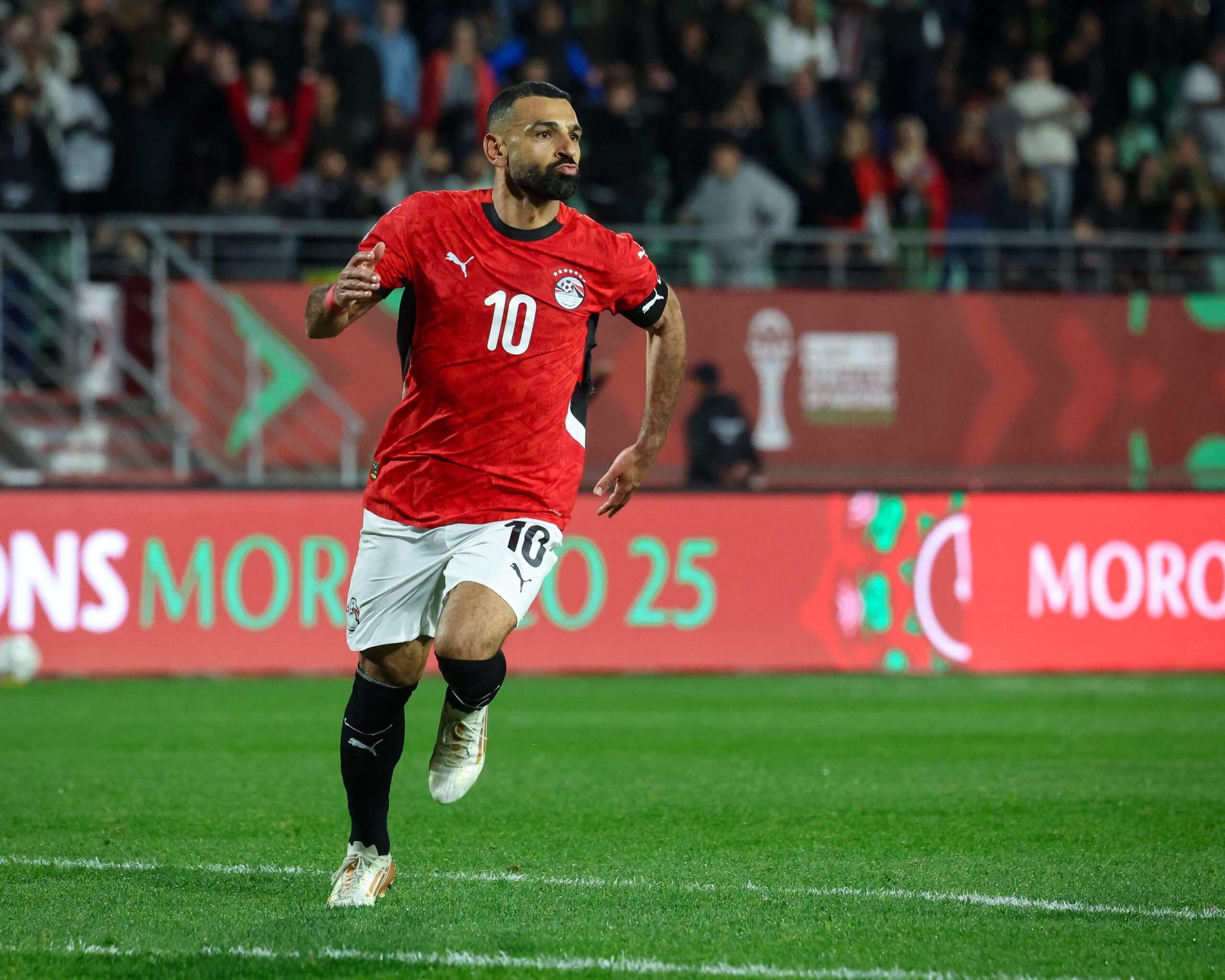 2560x2048 Mohamed Salah is back with Liverpool