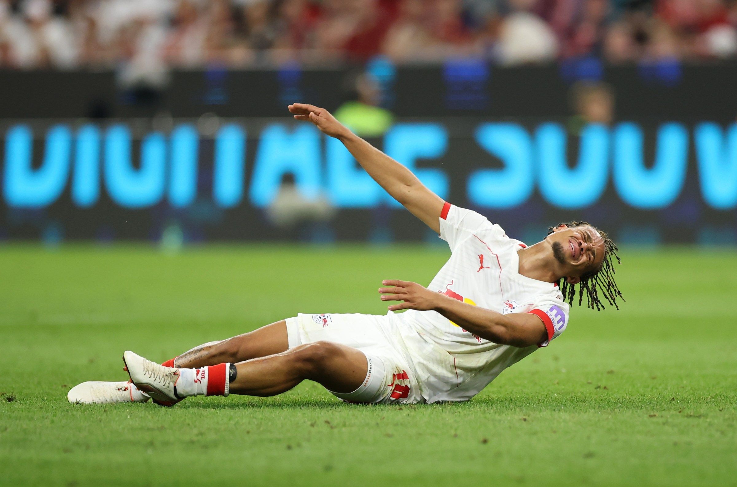 2400x1587 Tottenham seeking to swipe Xavi Simons away from Chelsea, Bayern Munich. Bavarian Football Works