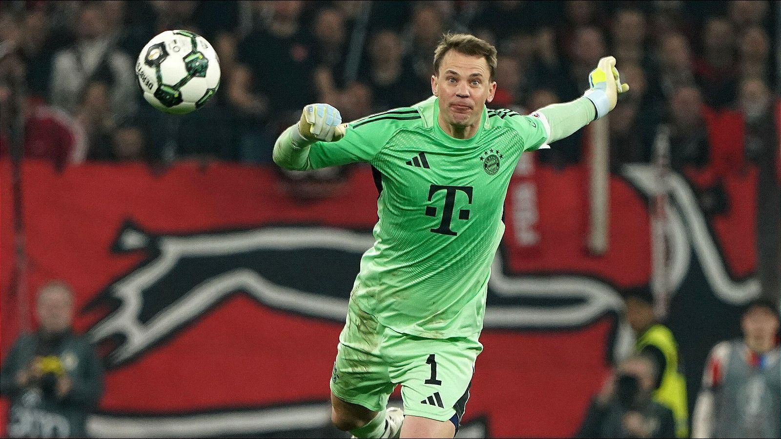1600x900 Vodacom Soccer. News. Manuel Neuer cleared to start in World Cup as Germany ease injury concerns