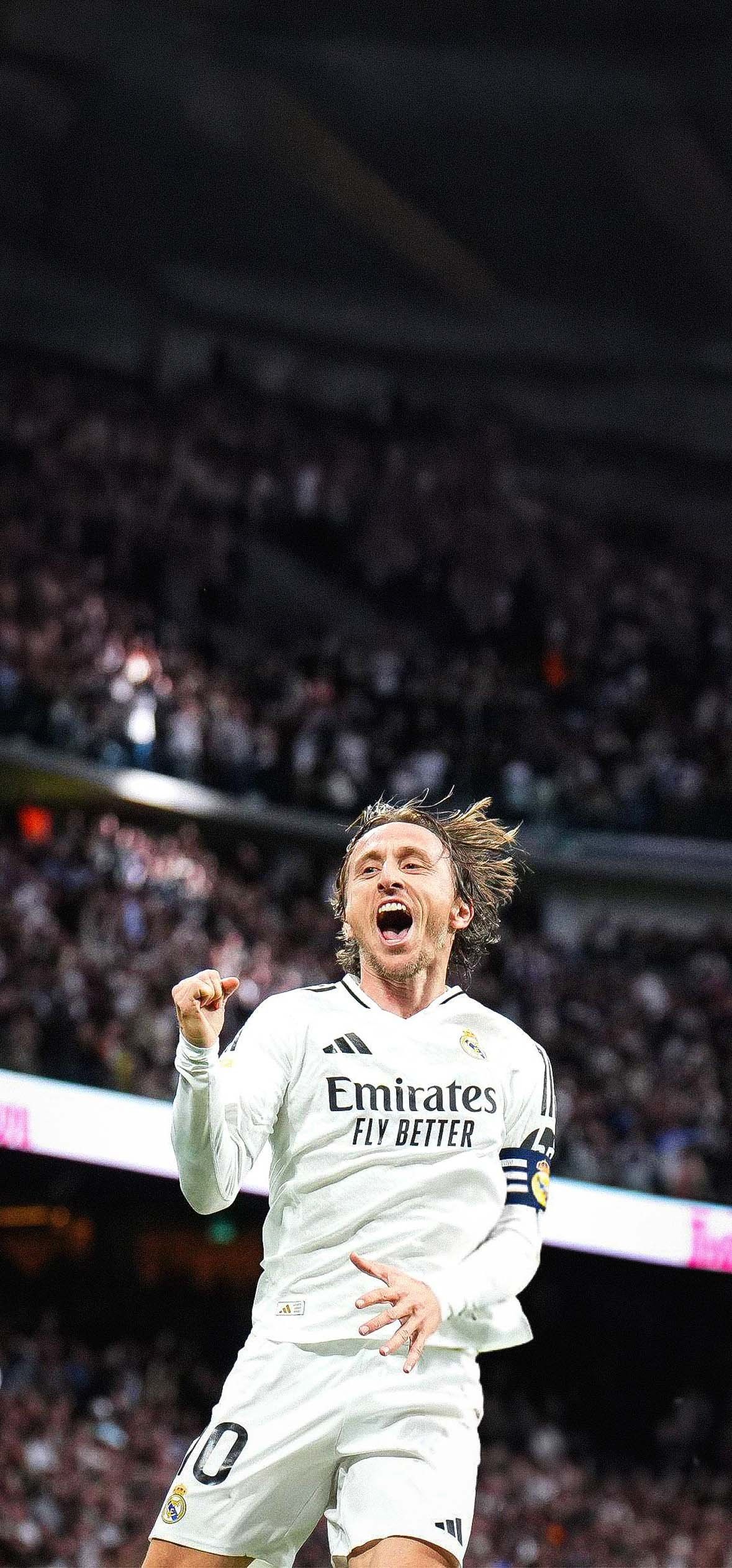 1179x2526 Luka Modric iPhone Wallpaper