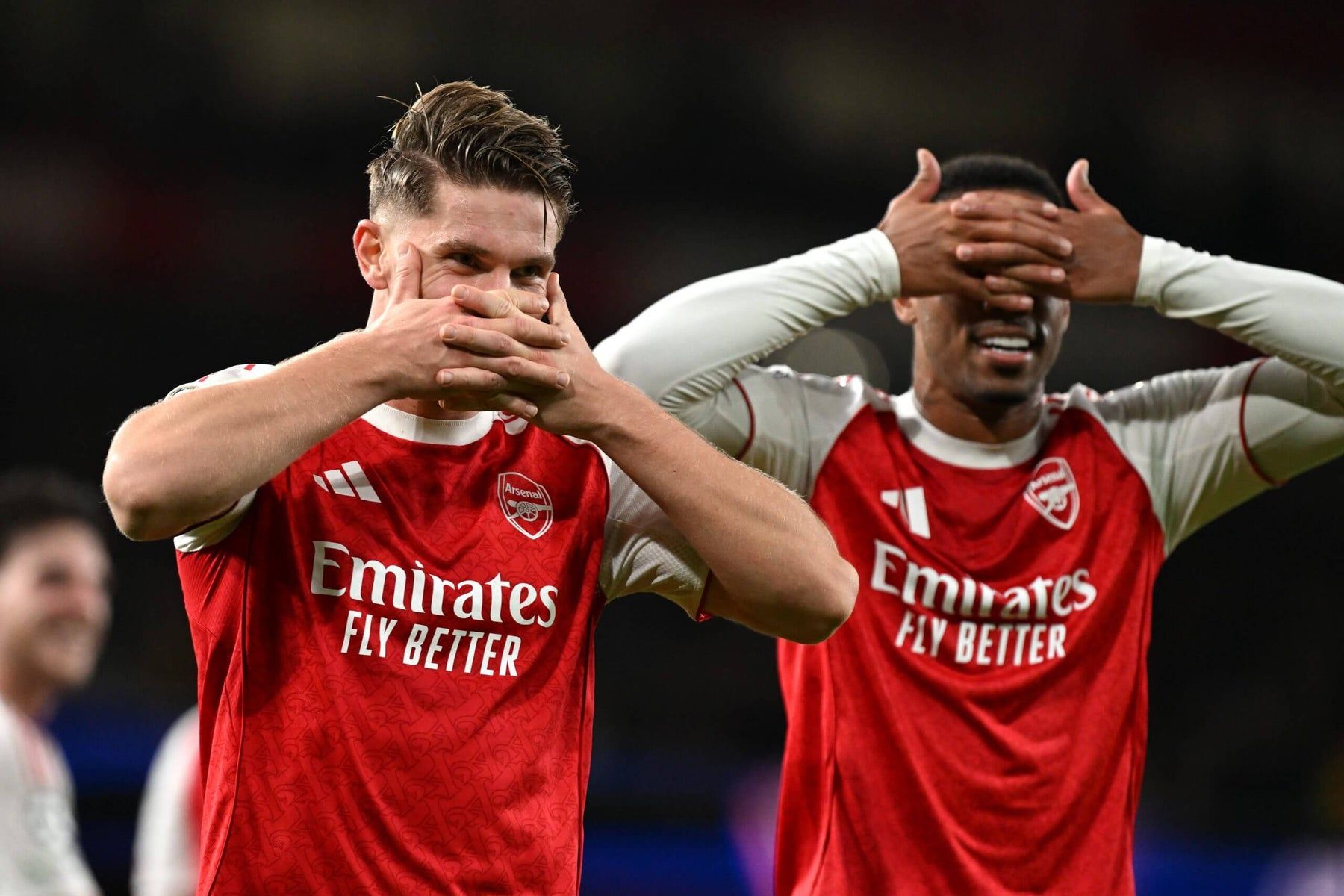 1800x1200 Viktor Gyokeres, Bane, Gabriel and the background to his goal celebration