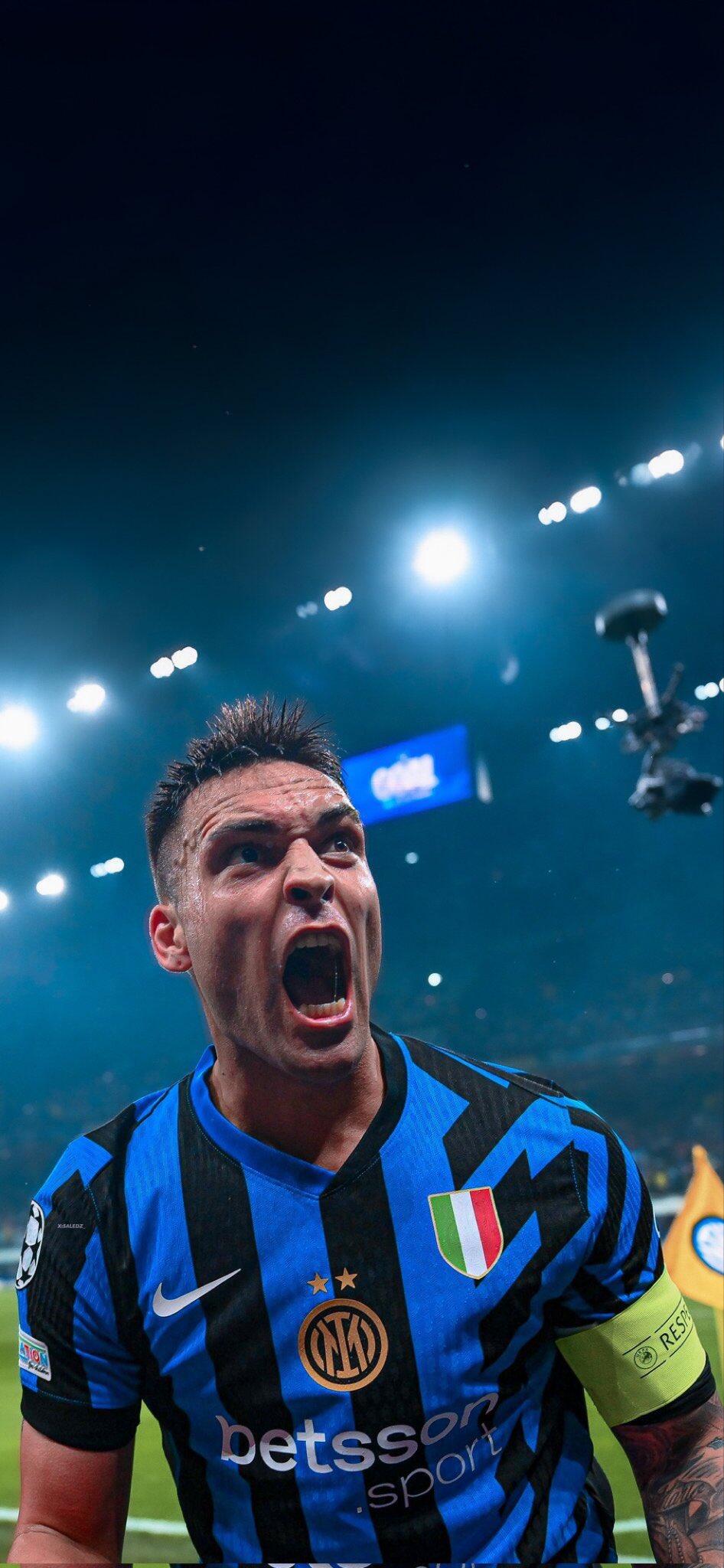 946x2048 Lautaro Martínez Inter Milan Soccer Phone Wallpaper