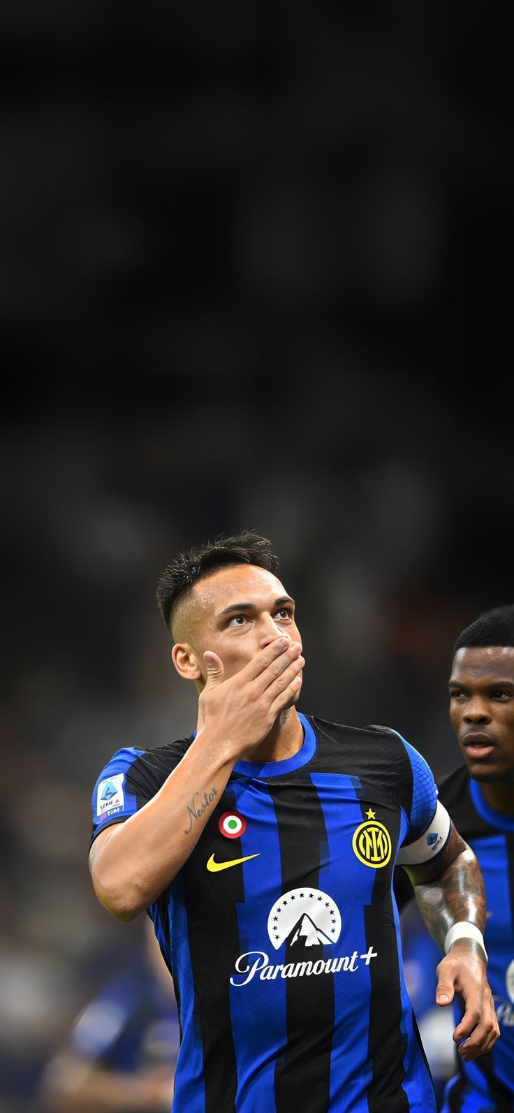 736x1593 Lautaro Martinez 2024 Wallpaper