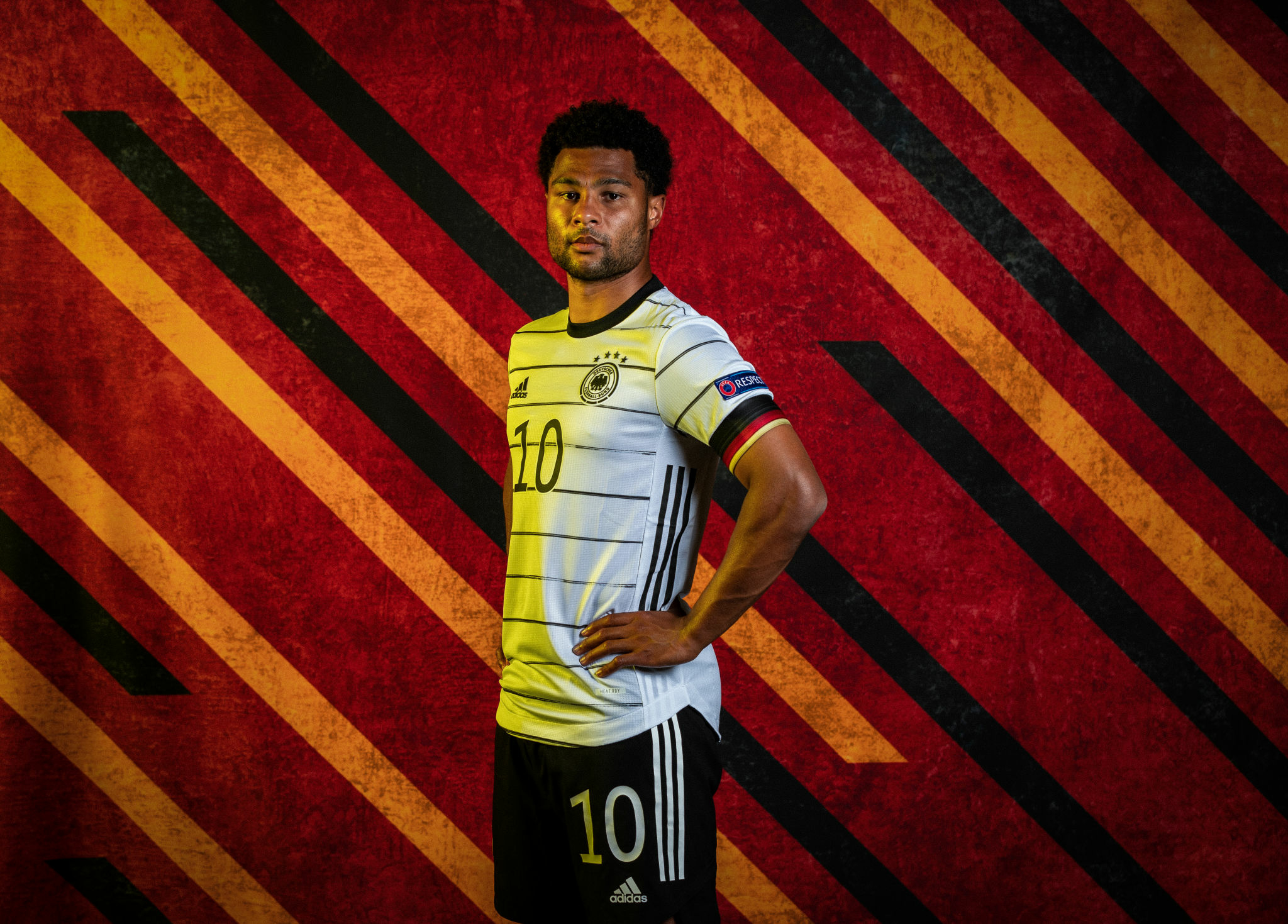 2048x1469 Serge Gnabry HD Wallpaper, HD Sports 4K Wallpaper, Image and Background