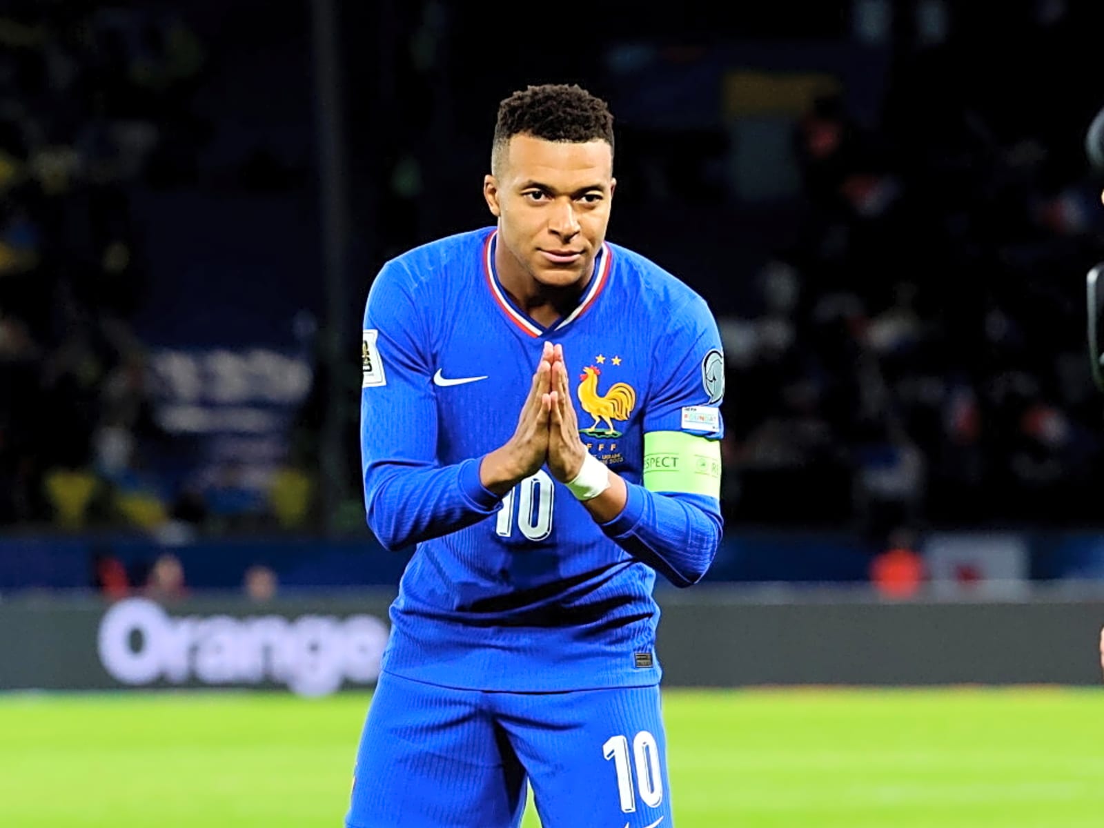 1600x1200 Is Kylian Mbappe Playing Tonight for France vs. Brazil?