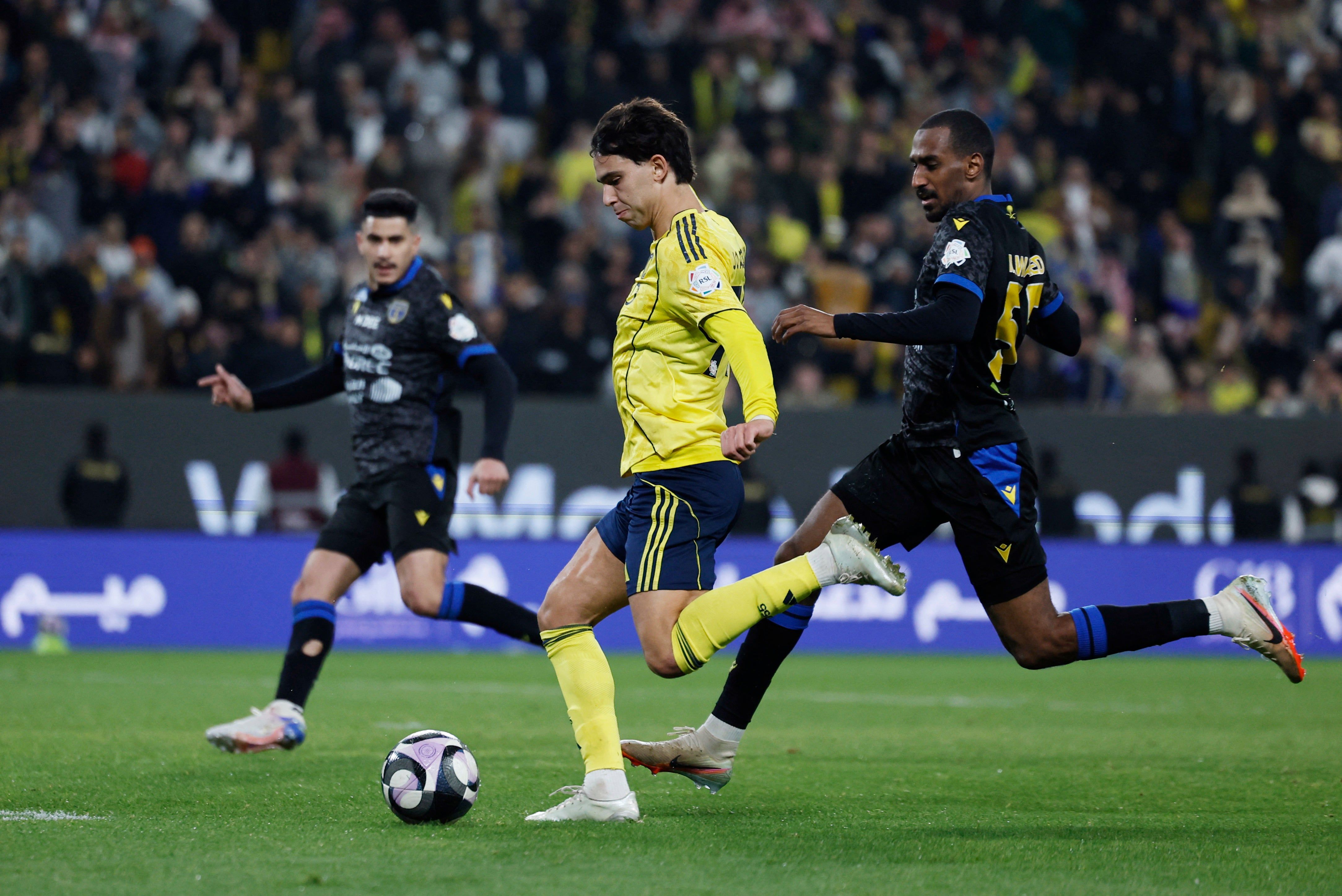 4334x2895 João Félix Revives Form and Sends Message