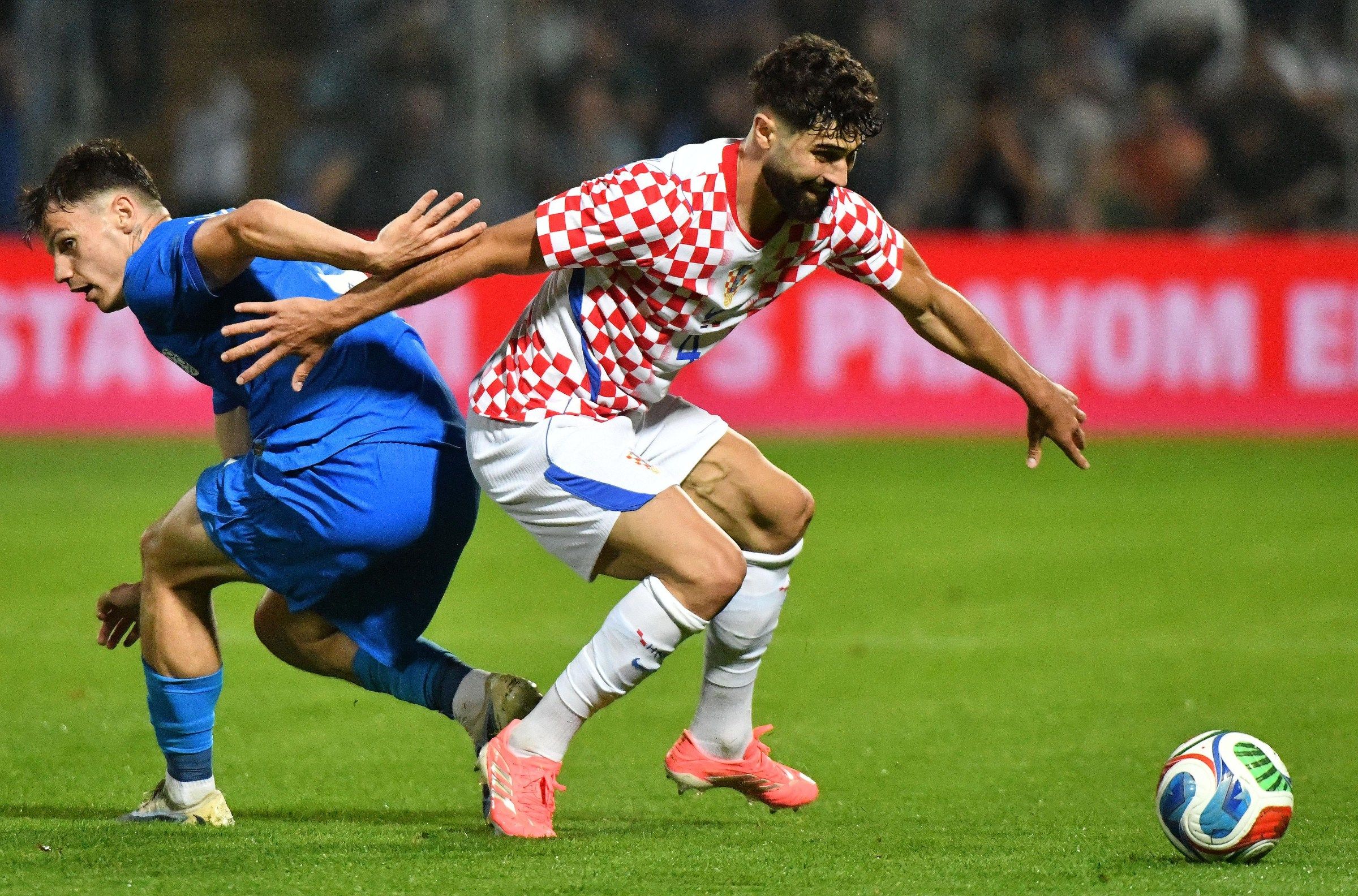 2400x1584 Gvardiol mulling contract extension with Man City, interest from Bayern. Bavarian Football Works