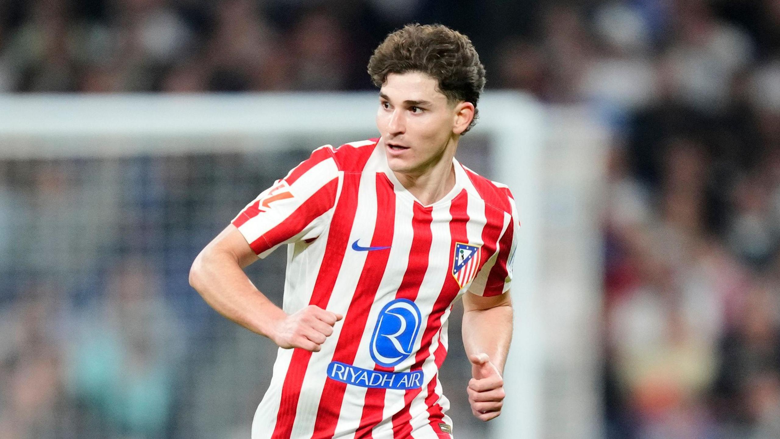 2560x1440 Real Madrid bid £130m for Julian Alvarez Atletico Madrid reject offer