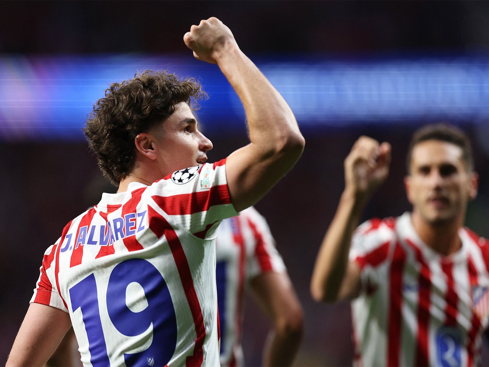 1600x1200 Julian Alvarez Becomes Fastest Argentinian to 25 UCL Goals