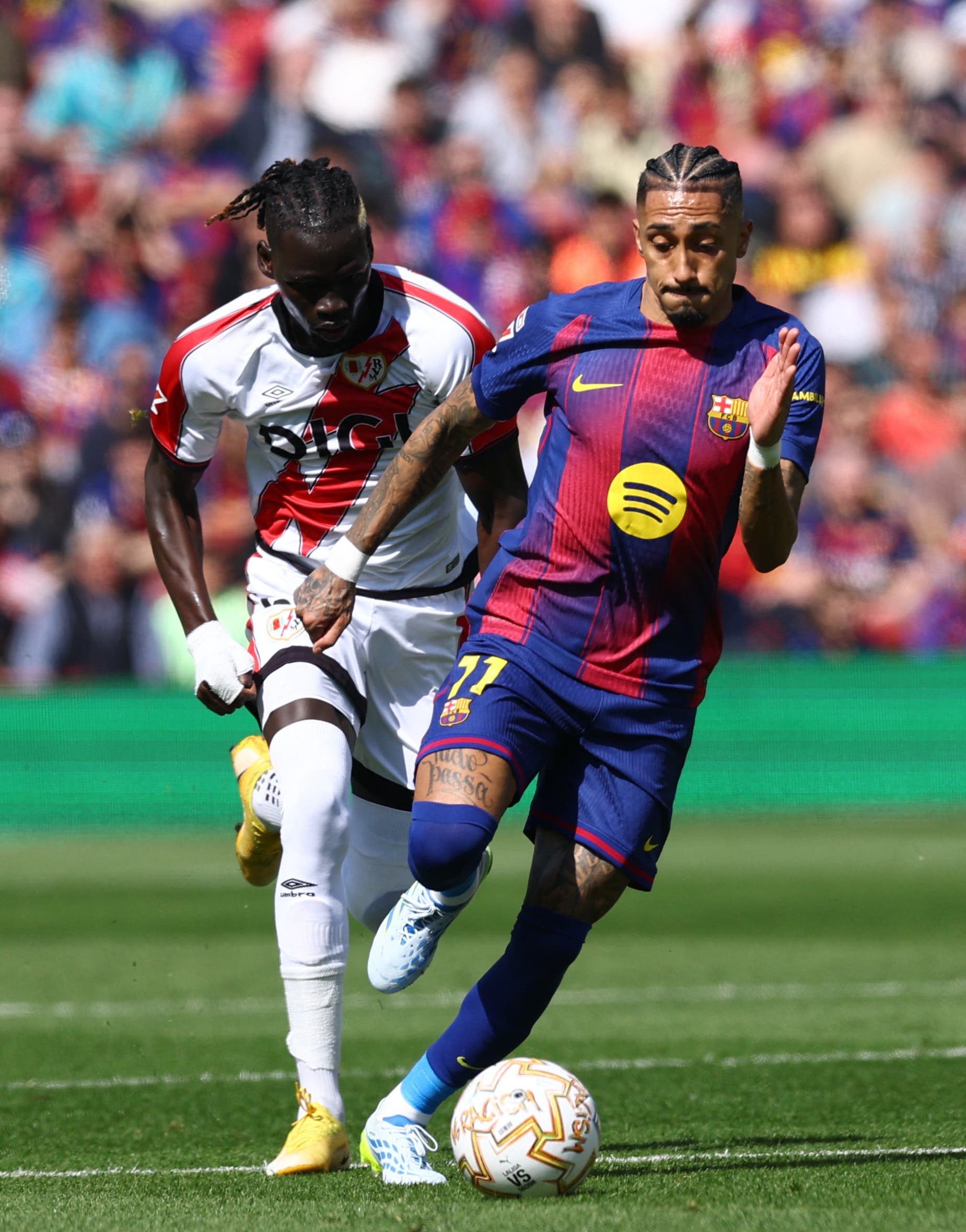 1849x2359 Raphinha Injury Raises Concerns at Barça in Crucial Stretch