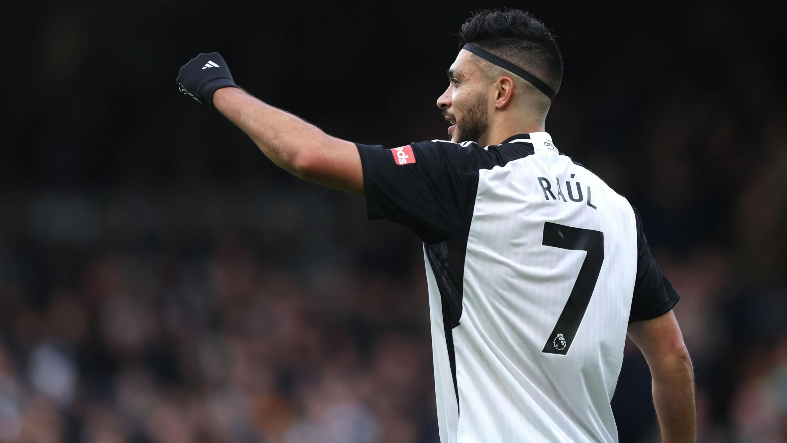 2560x1440 Fulham: Raul Jimenez 'put in performance worthy of what he's capable of'