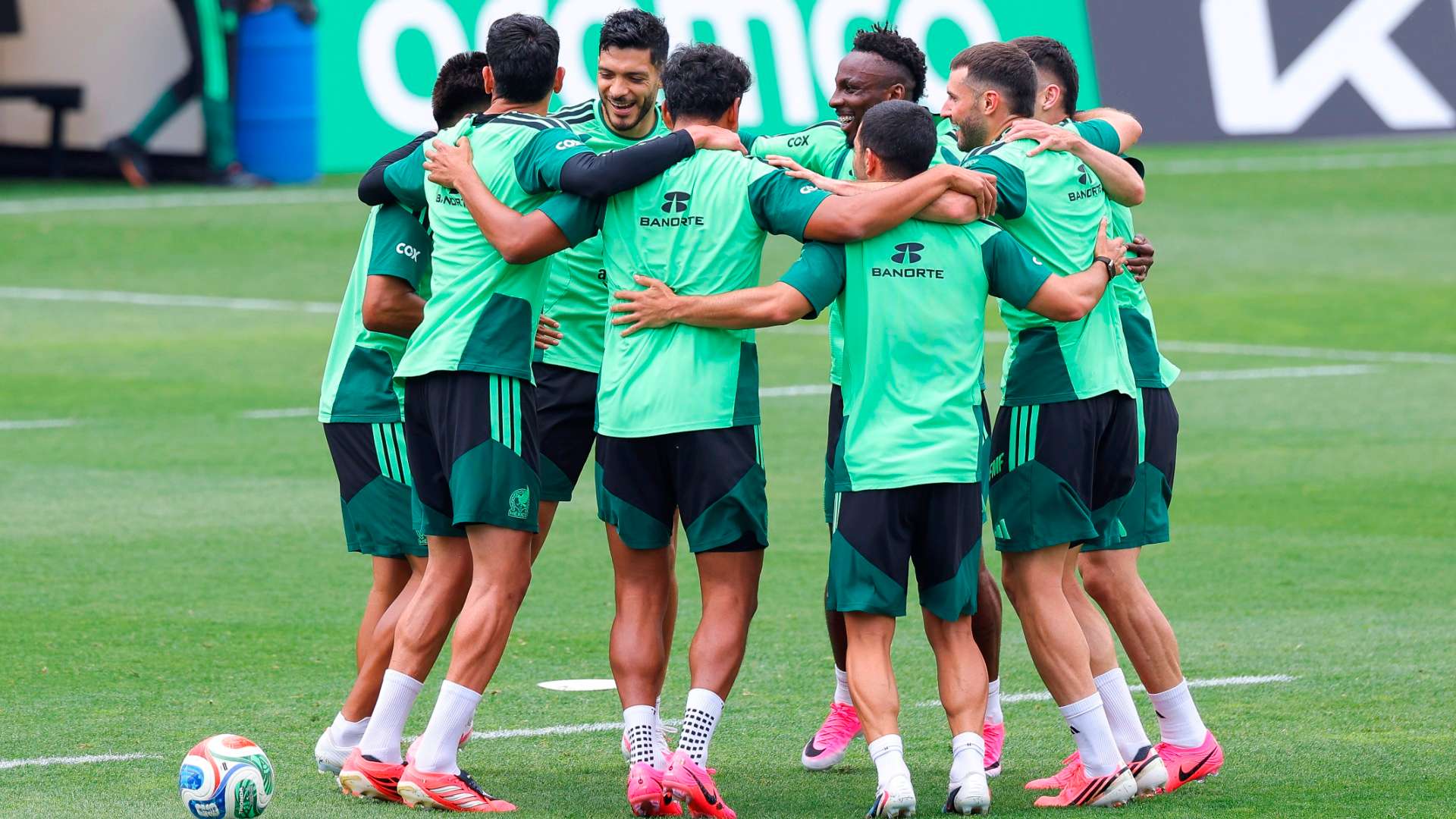 1920x1080 Mexico's World Cup Bound Striker Raul Jimenez Leaves Fulham On Free Transfer But Could Be Set For Immediate Move To Another English Club