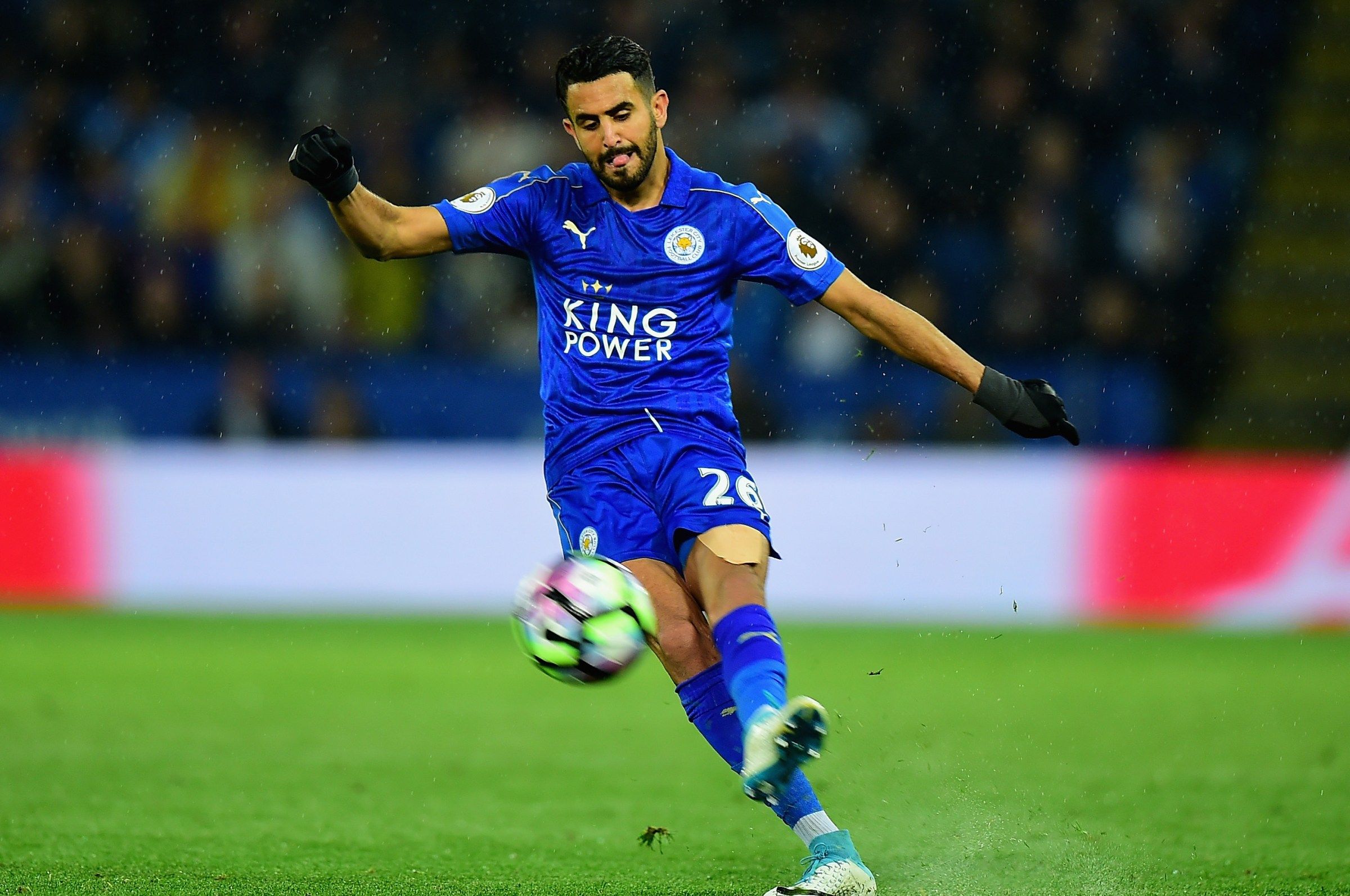 2400x1593 Riyad Mahrez announces intention to leave Leicester City Football Club