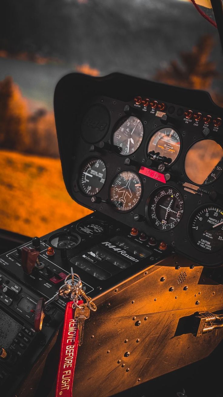 736x1308 Airplane Cockpit with Multiple Gauges. Искусство авиации, Аэрофотосъемка, Вертолеты