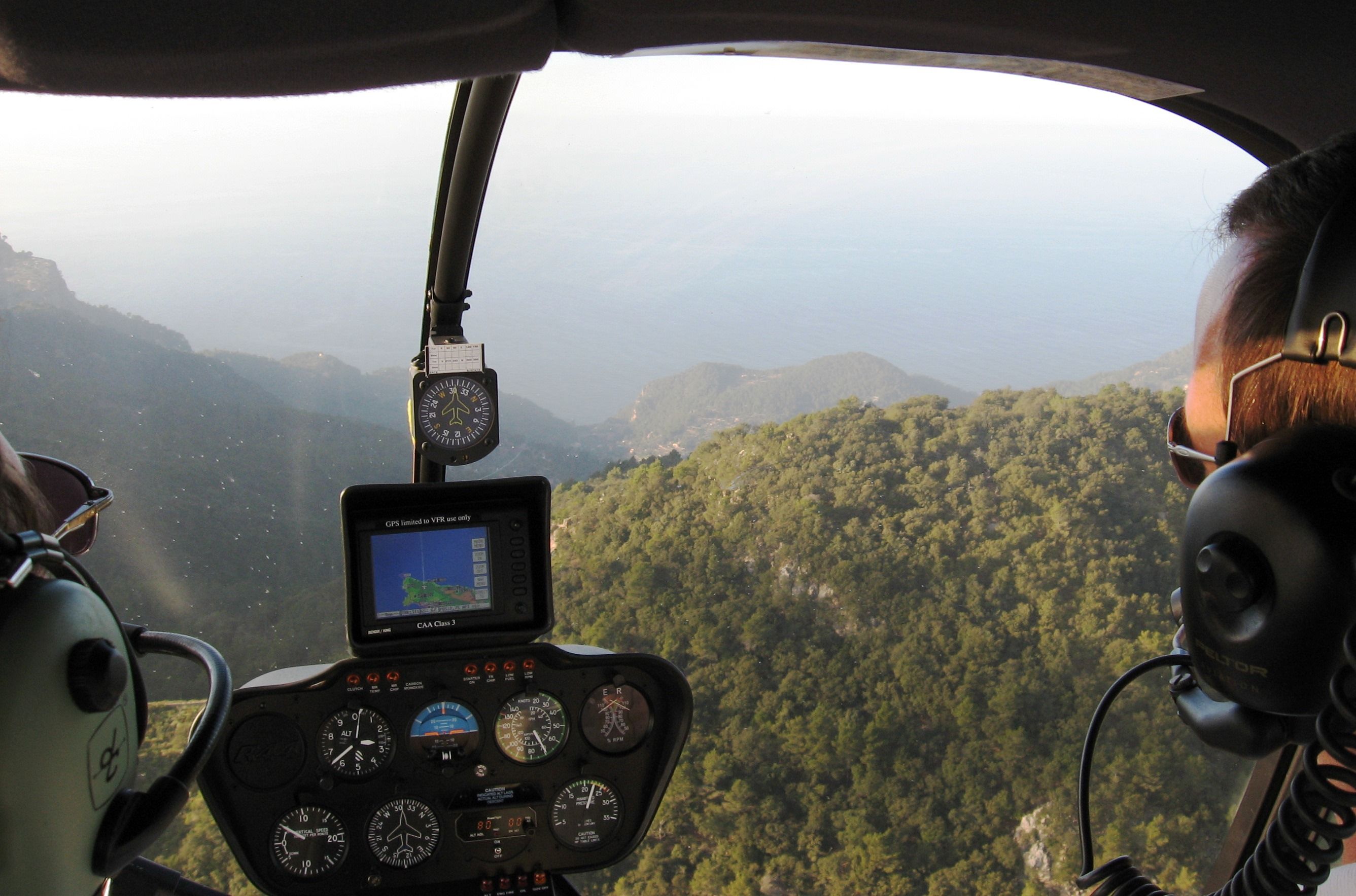 2673x1768 HeliDay