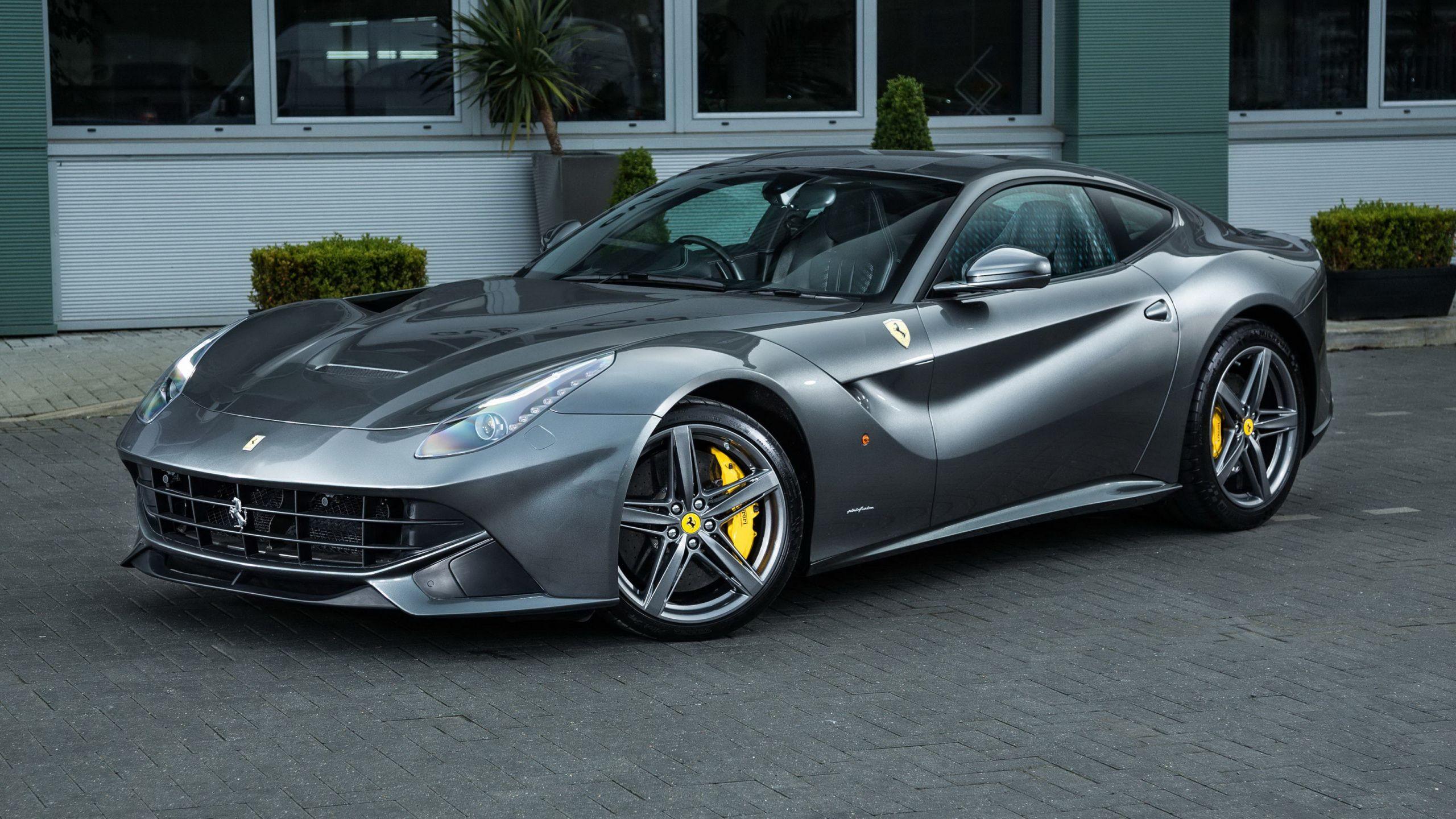 2560x1440 Download 2560x1440 wallpaper grey, sports car, ferrari