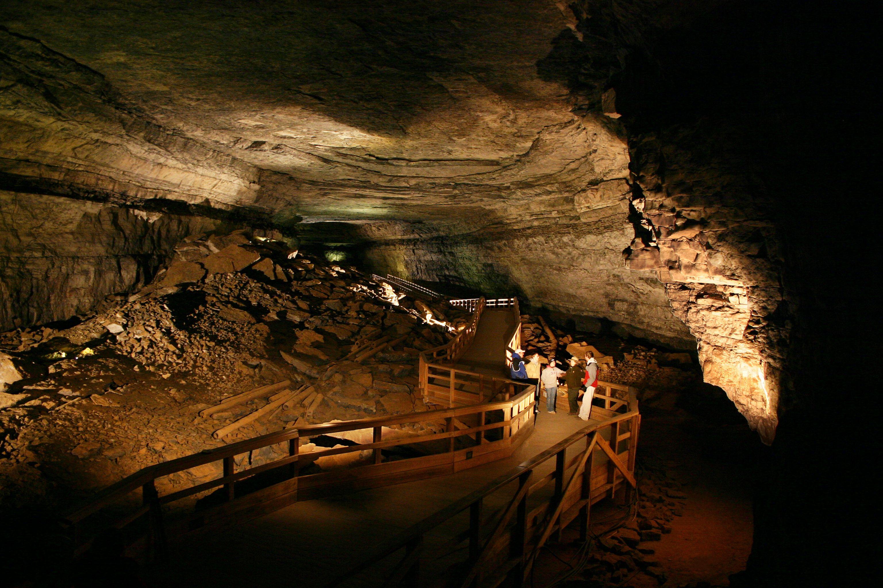 3072x2048 Mammoth Cave National Park Wallpaper