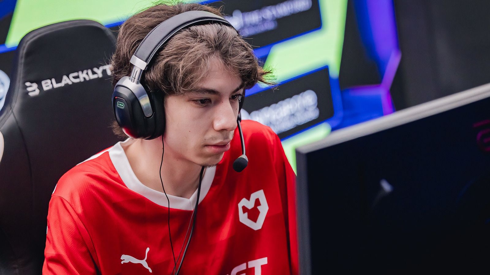 1600x900 MOUZ With Stand In Wins First LAN In New Org's History At PLG Wallachia S6