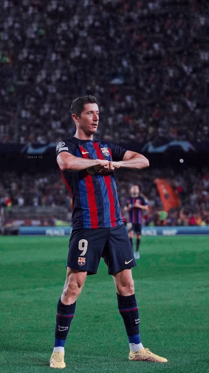 720x1280 Lewandowski Phone Barcelona Wallpaper