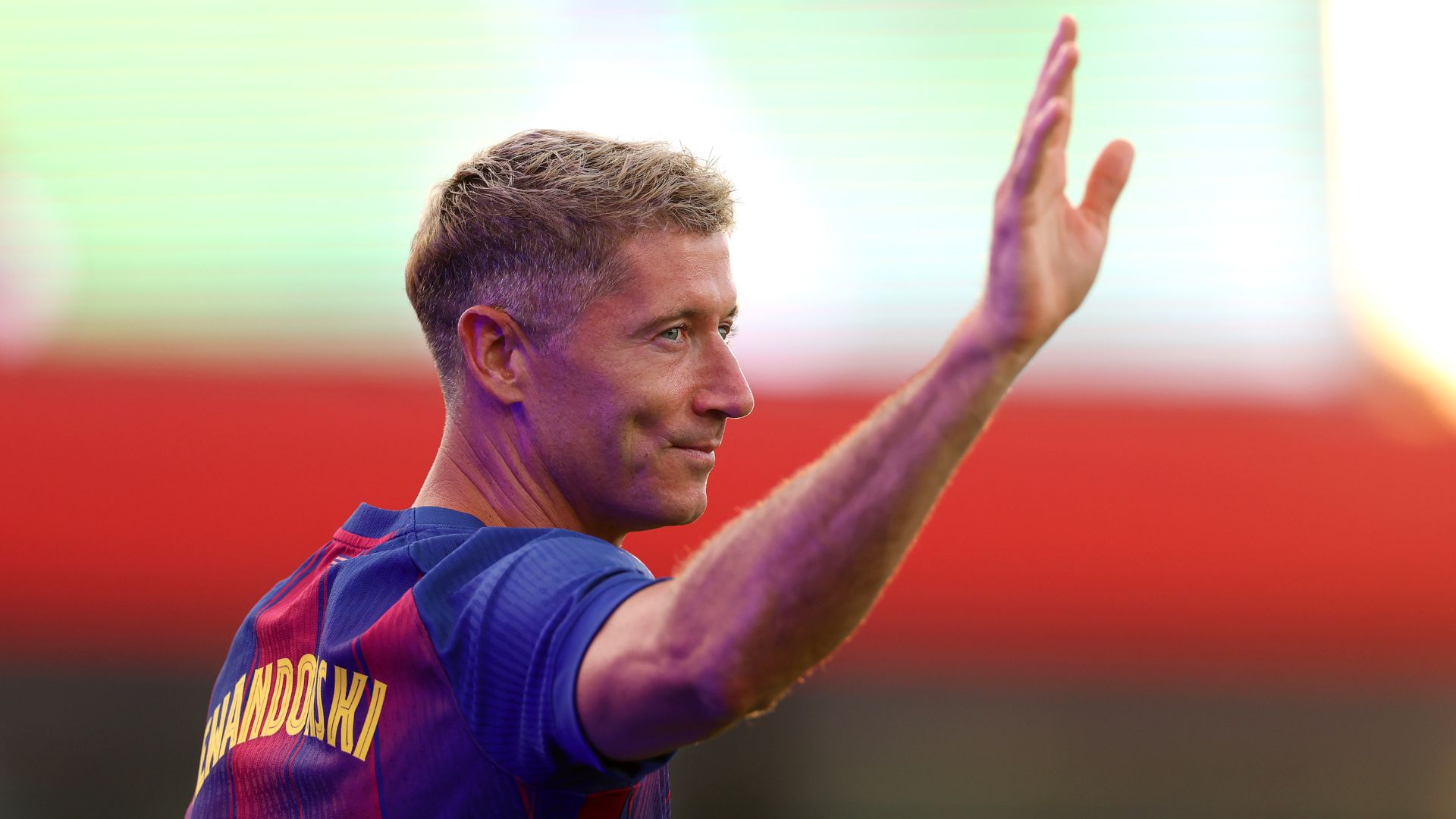 1920x1080 Robert Lewandowski Just 12 Goals From Barcelona Top 10 Scorers