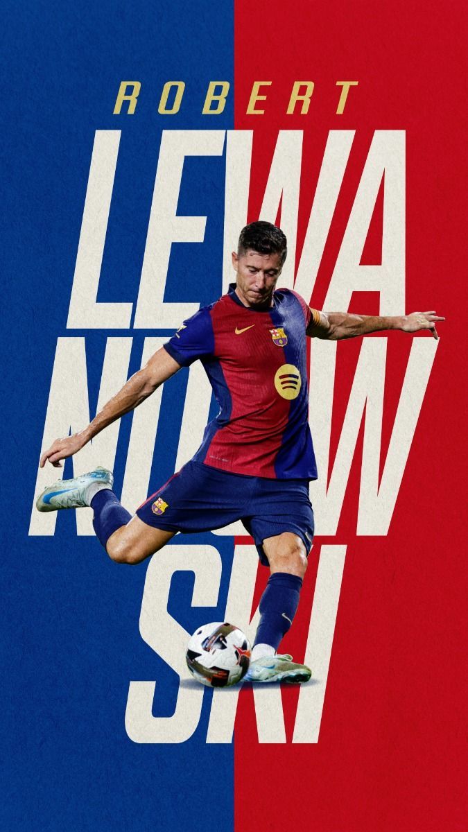 675x1200 Robert Lewandowski Barcelona Soccer Player Wallpaper