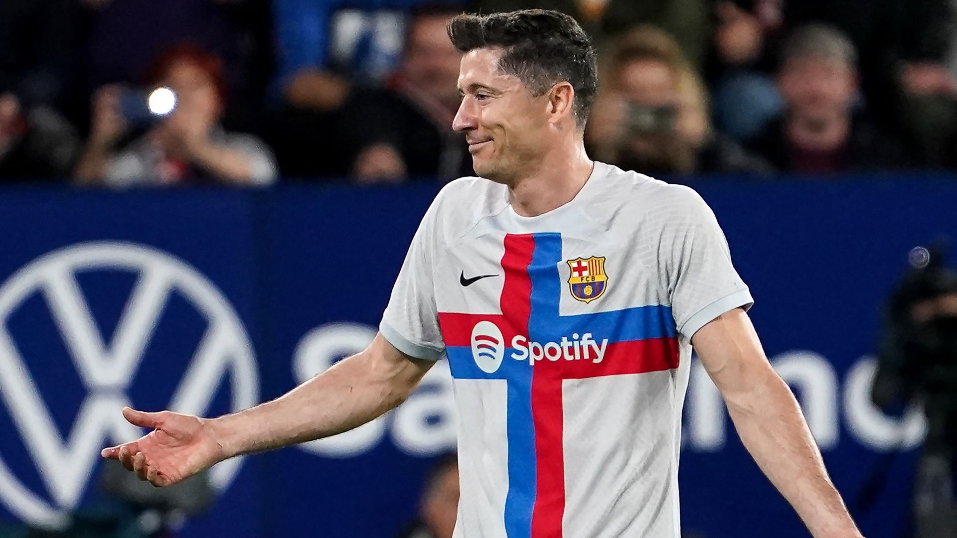 1920x1080 How Messi Reacted When Lewandowski Told Him About Barcelona Tenure