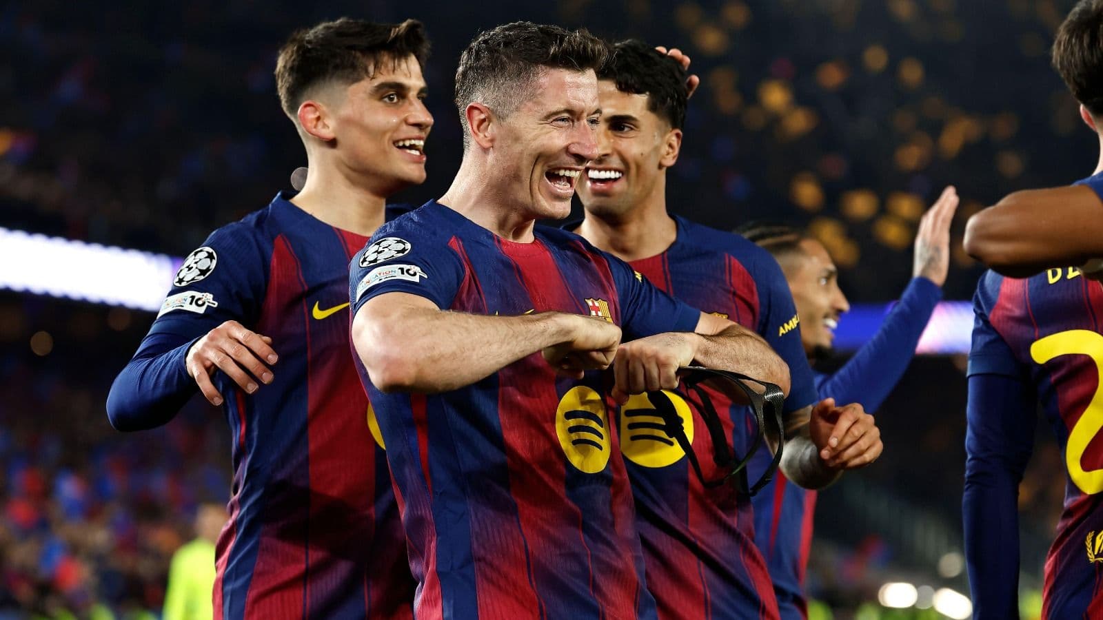 1600x900 Vodacom Soccer. News. 'It's time to move on' Lewandowski confirms Barcelona exit