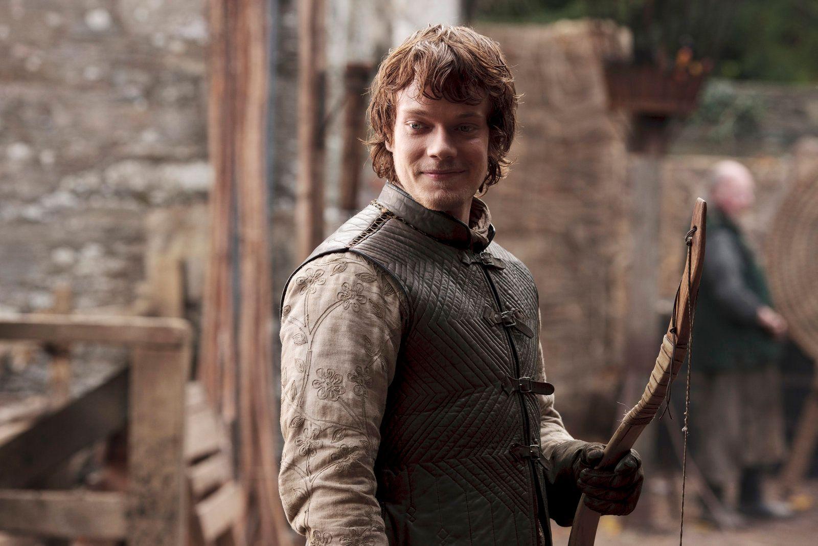 1600x1067 Theon Greyjoy Wallpaper