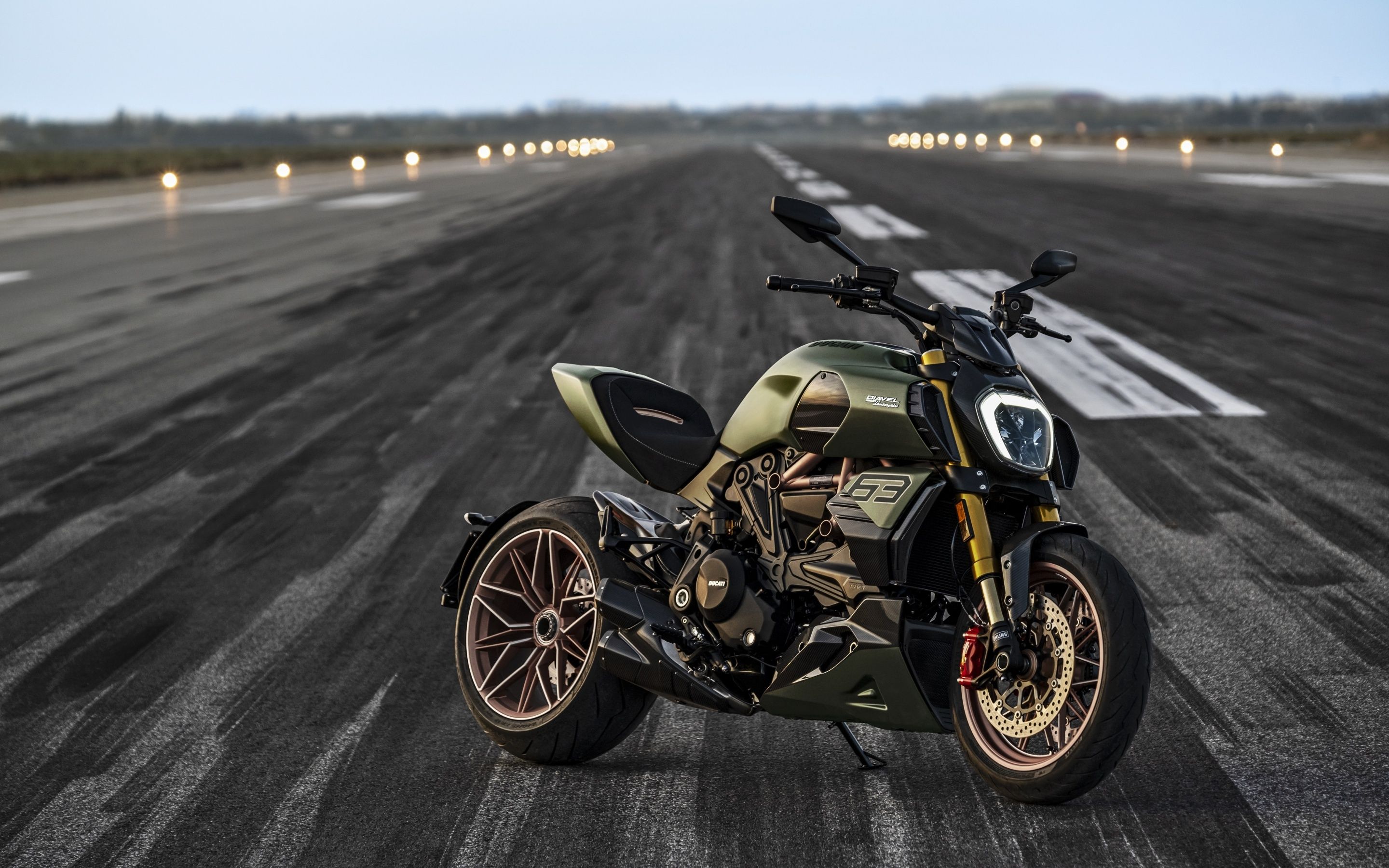 2880x1800 Ducati Diavel 1260 Wallpaper
