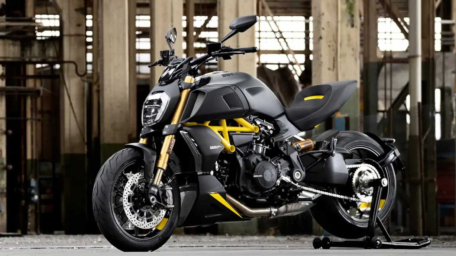 1920x1080 Could Ducati Shoehorn Its Granturismo V4 Into The 2023 Diavel?