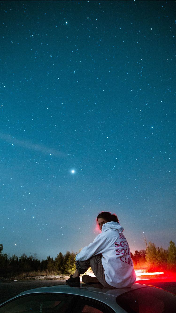 750x1334 Stargazing iPhone 8 Wallpaper Free Download