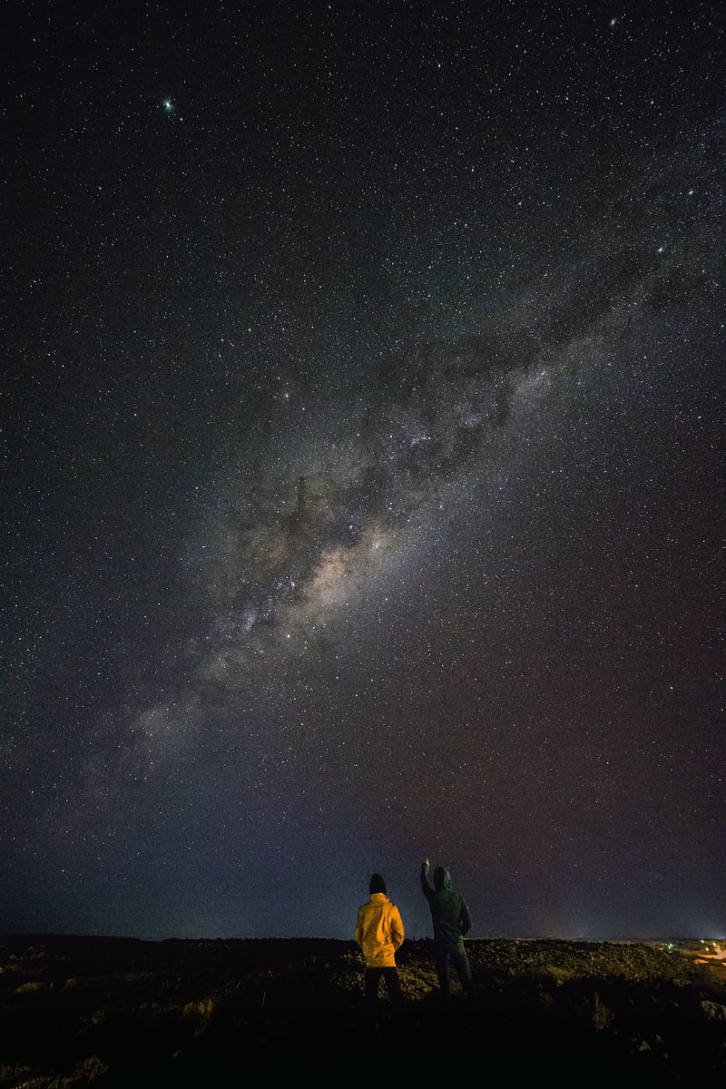 800x1200 Two person standing while watching sky, HD phone wallpaper