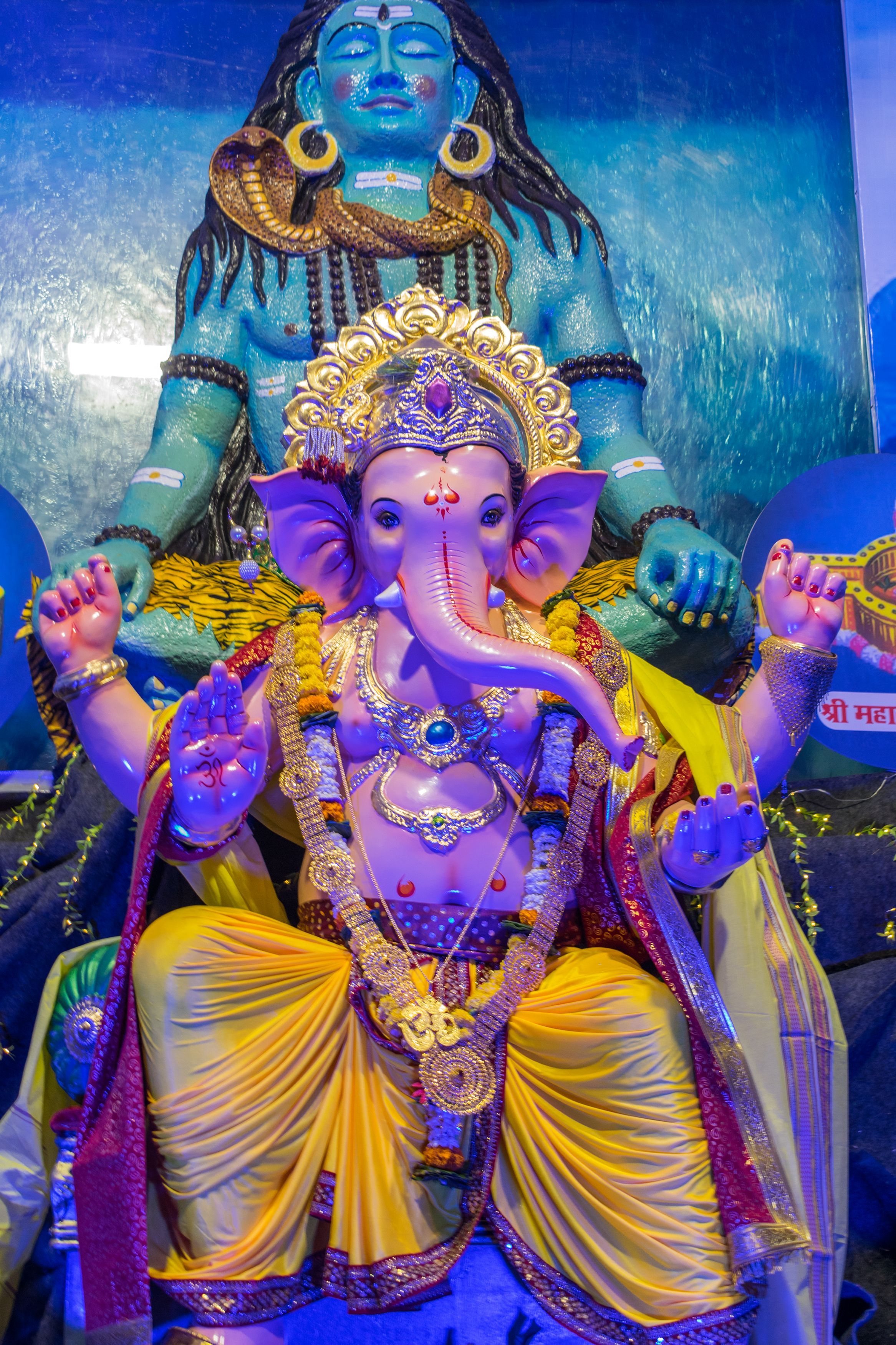 2333x3500 Mumbai Ganpati Photo, Download The BEST Free Mumbai Ganpati & HD Image