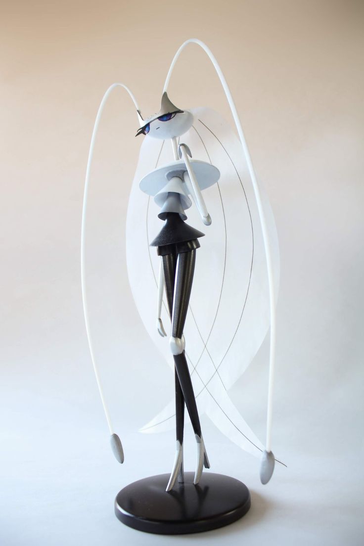 736x1104 Pokemon Fan Makes A Beautiful 1 8 Scale Shiny Pheromosa Figurine