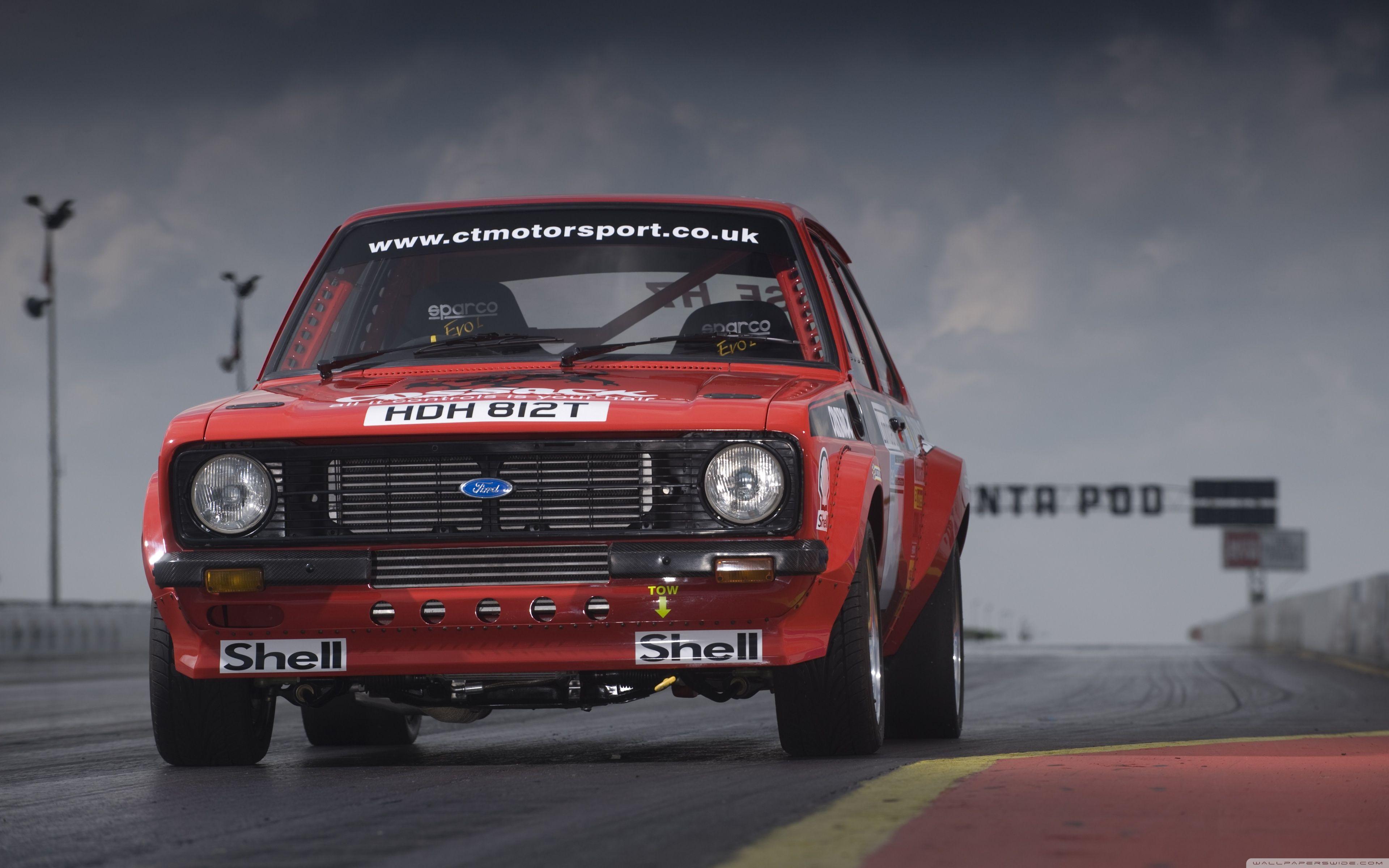 3840x2400 Ford Escort Wallpaper