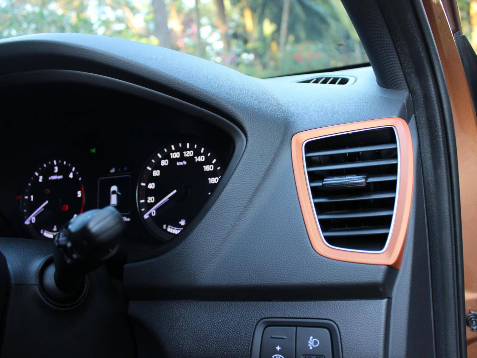 1600x1200 Hyundai I20 Active (2015 2018) Wallpaper, Free Download
