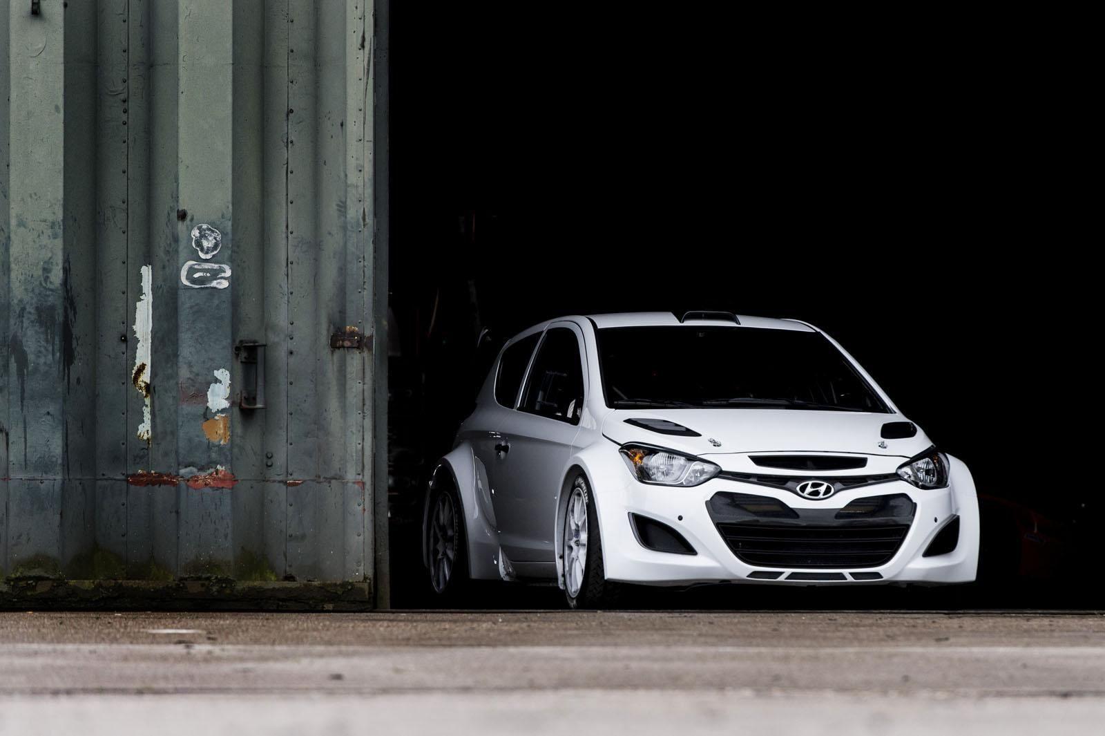 1600x1065 Hyundai i20 WRC 2014 photo 98556 picture at high resolution
