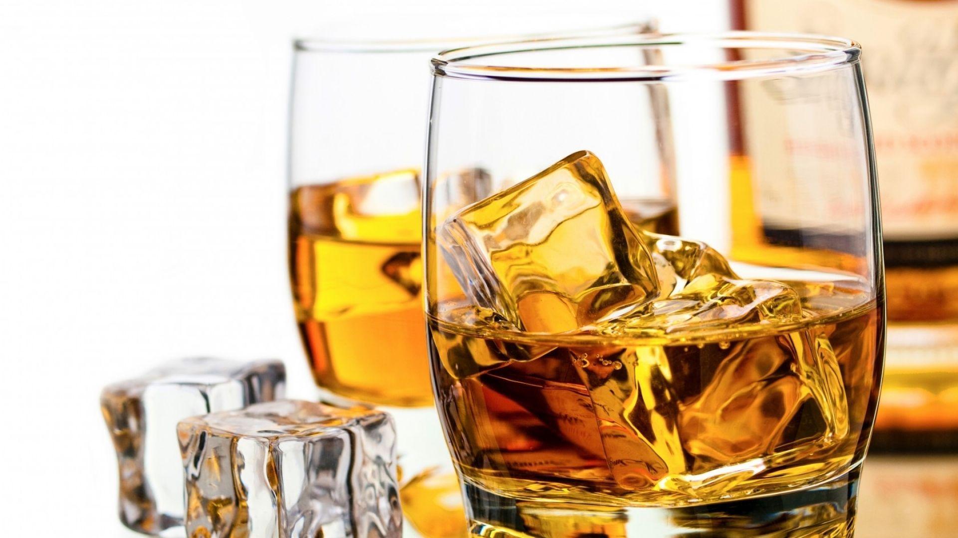1920x1080 Whiskey Wallpaper