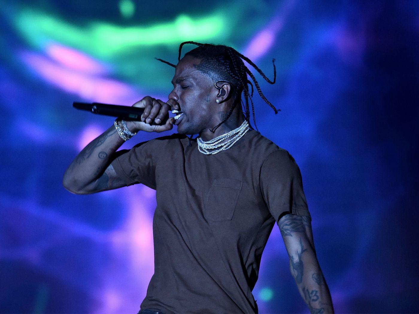 Travis Scott's Blue Hair: A Symbol of Self-Expression and Creativity - wide 1